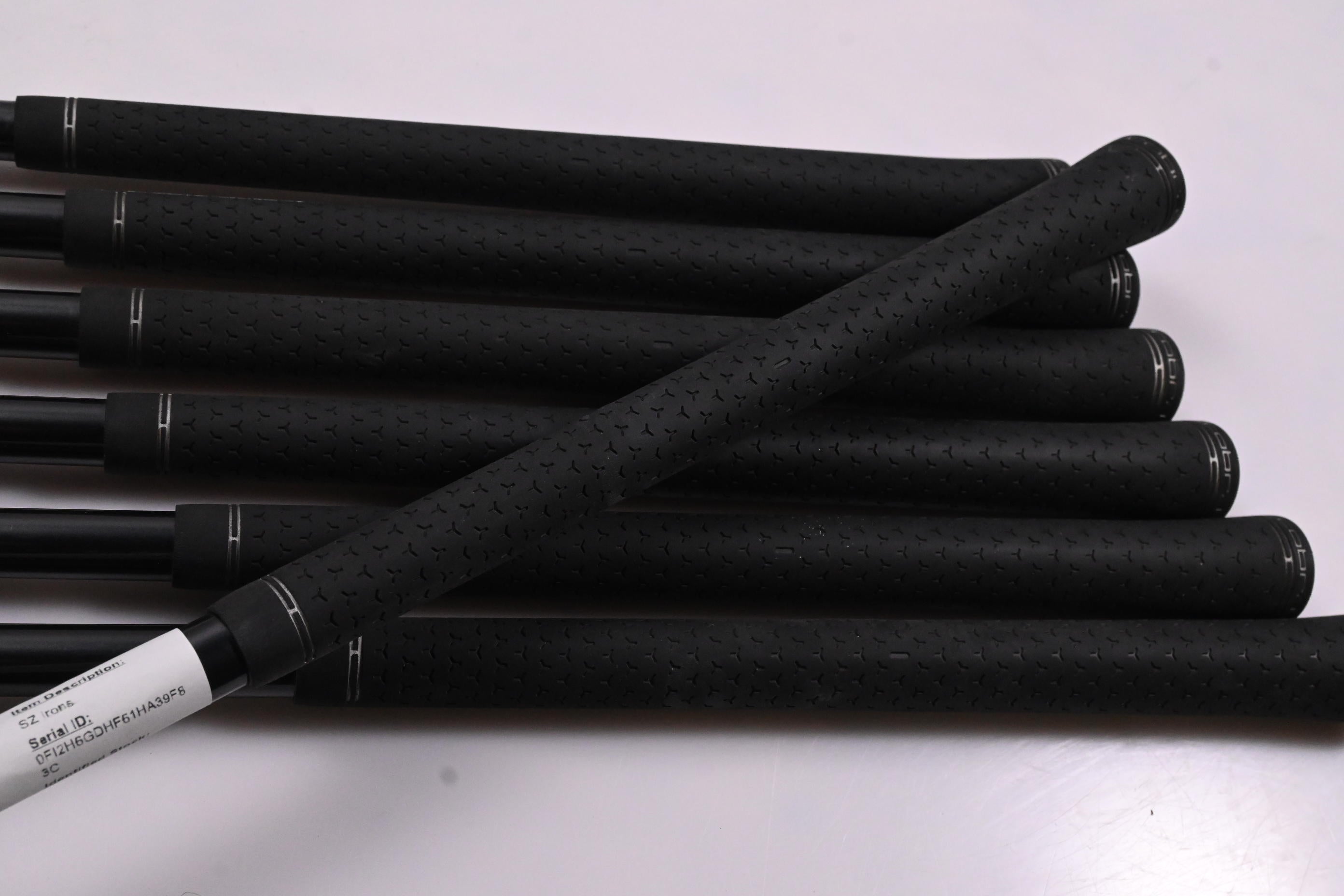 Cobra SZ Irons / 5-PW+SW / Regular Flex Aldila DVS 70 Shafts