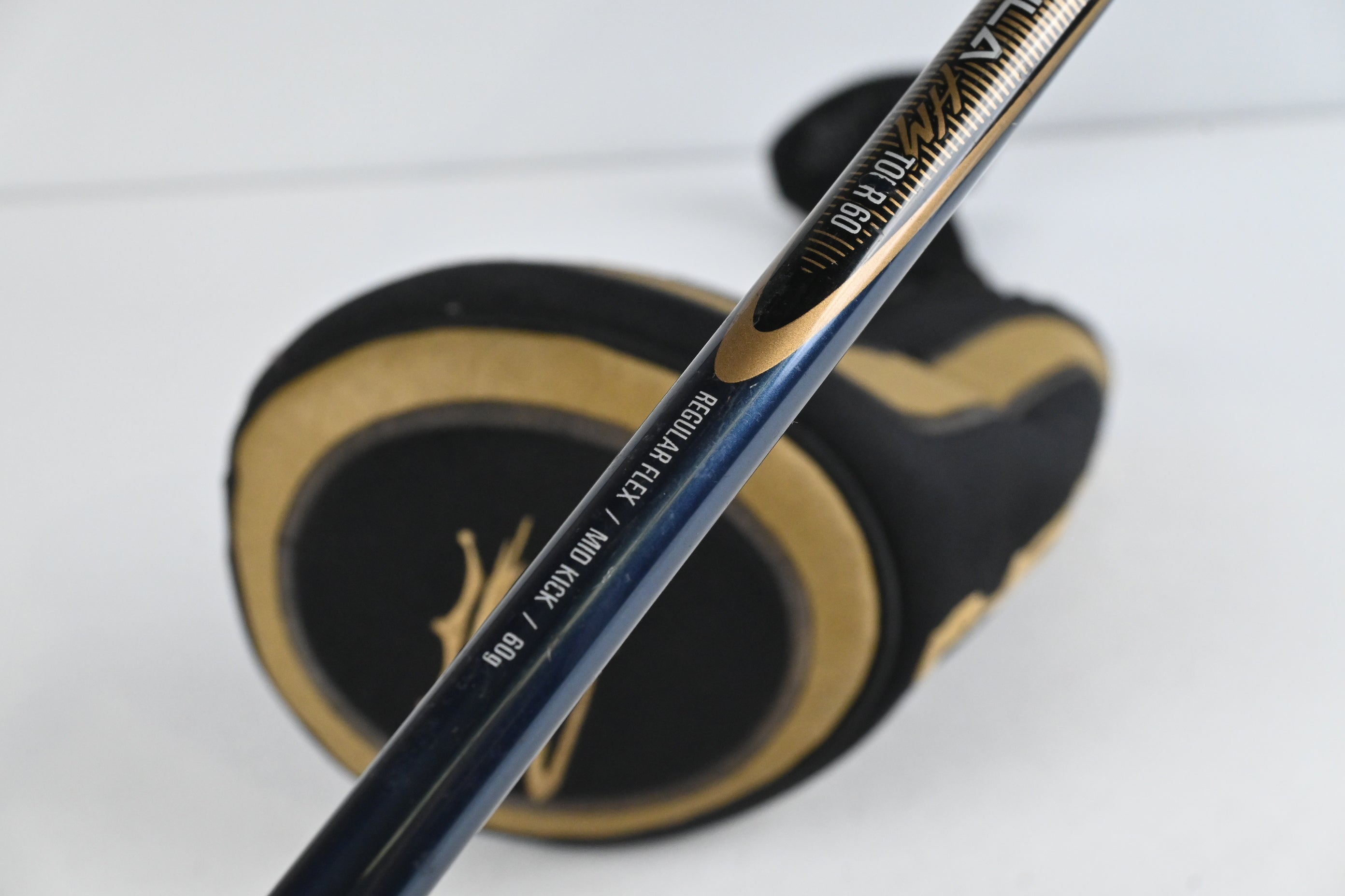 Cobra SZ Driver / 10.5 Degree / Regular Flex Aldila HM Tour 60 Shaft