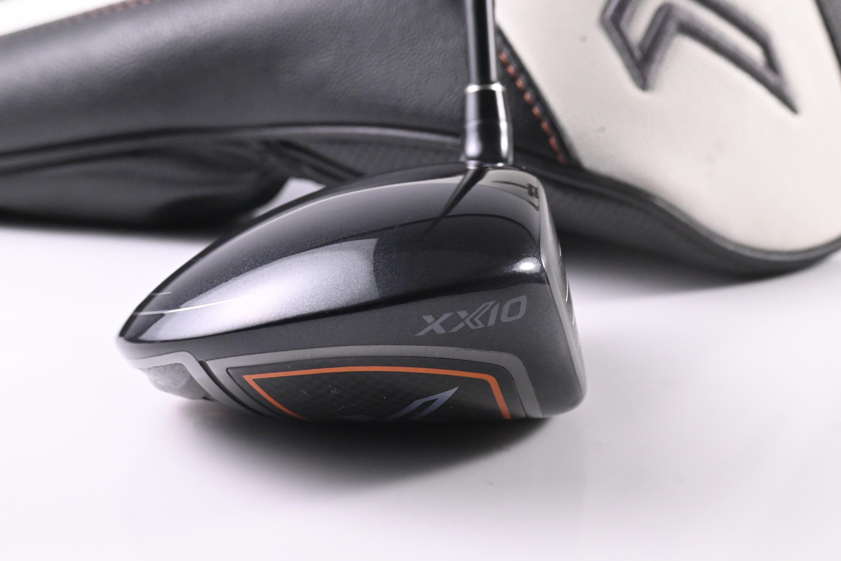 XXIO X Black Driver / 9.5 Degree / Stiff Flex Miyasaki AX-1 Shaft