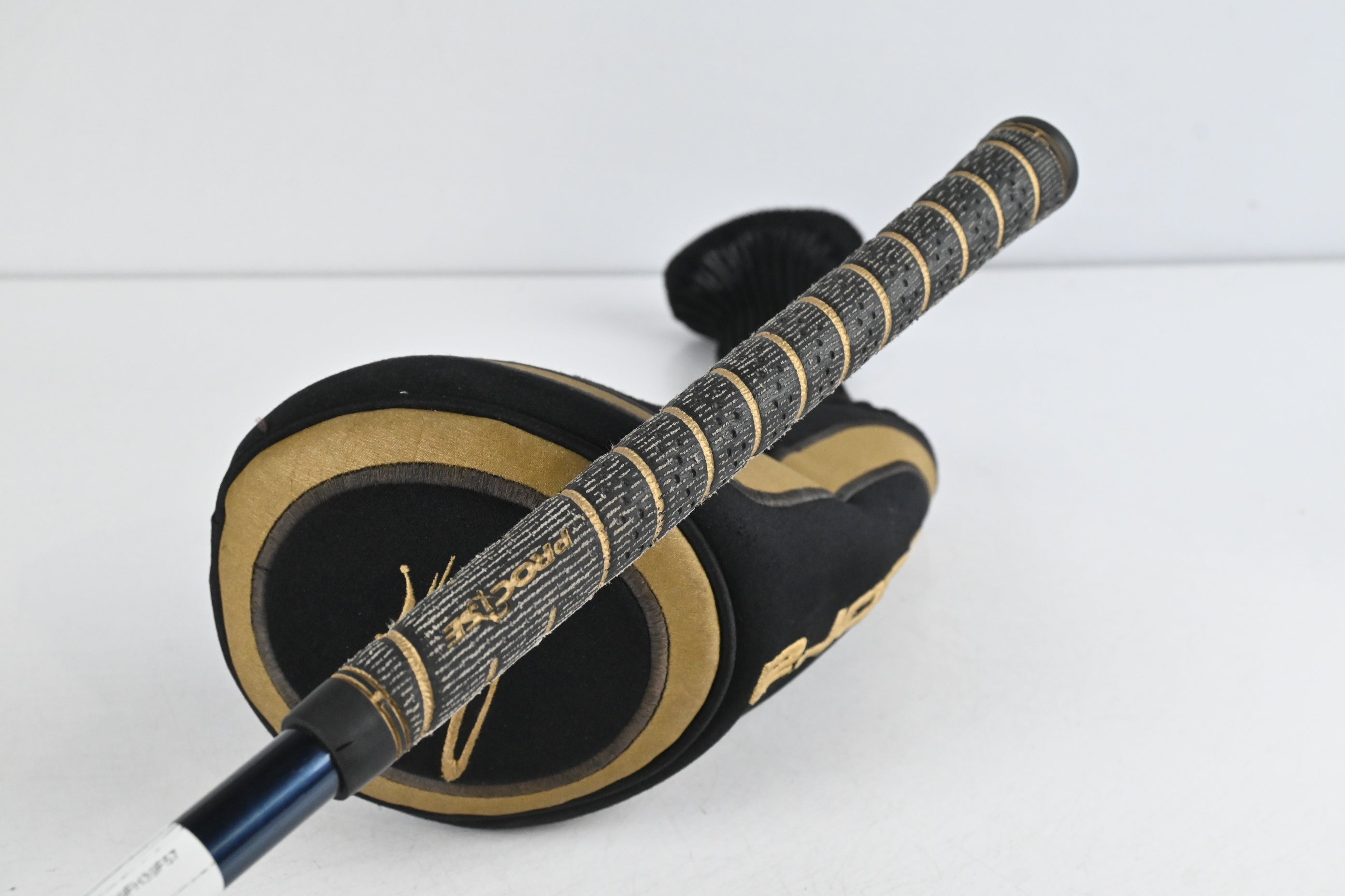Cobra SZ Driver / 10.5 Degree / Regular Flex Aldila HM Tour 60 Shaft