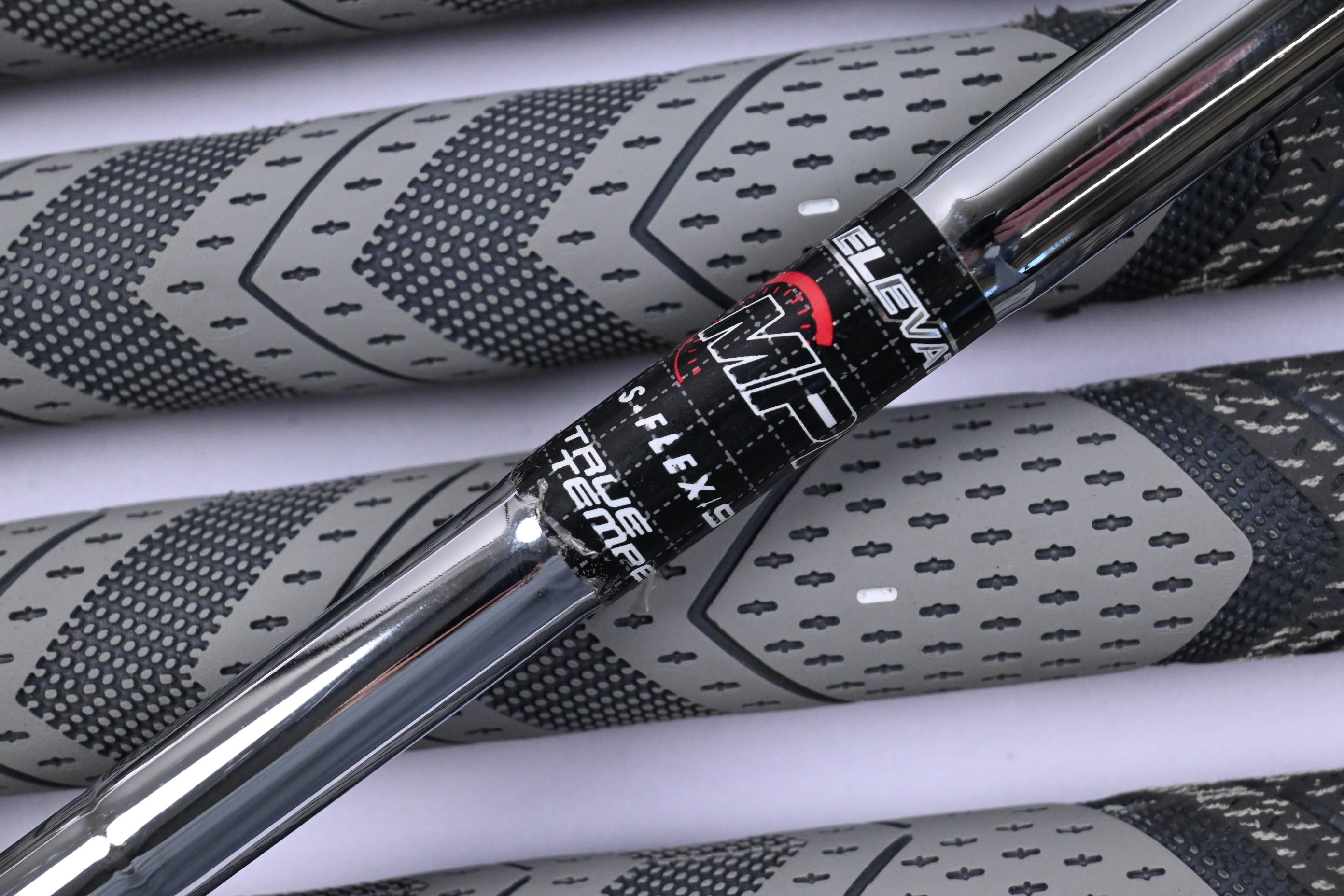 Callaway Rogue ST Max Irons / 5-PW+SW / Stiff Flex Elevate MPH 95 Shafts