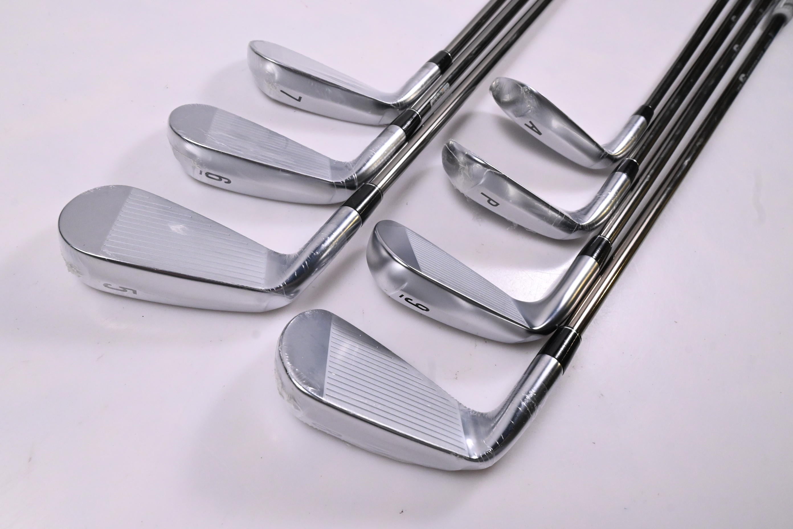 Srixon ZXiR Irons / 5-PW+GW / Stiff Flex UST Recoil 95 Shafts