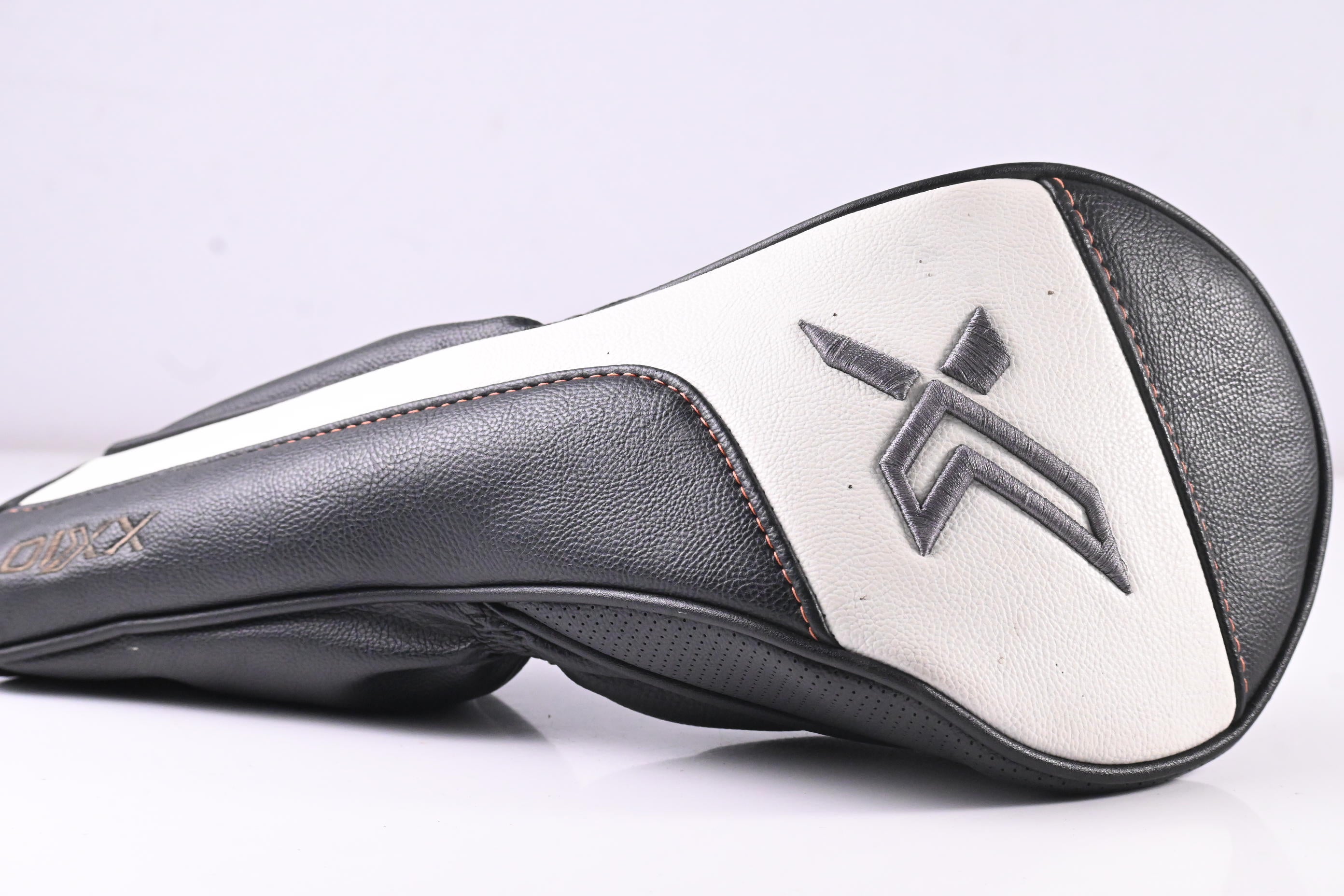 XXIO X Black Driver / 9.5 Degree / Stiff Flex Miyasaki AX-1 Shaft