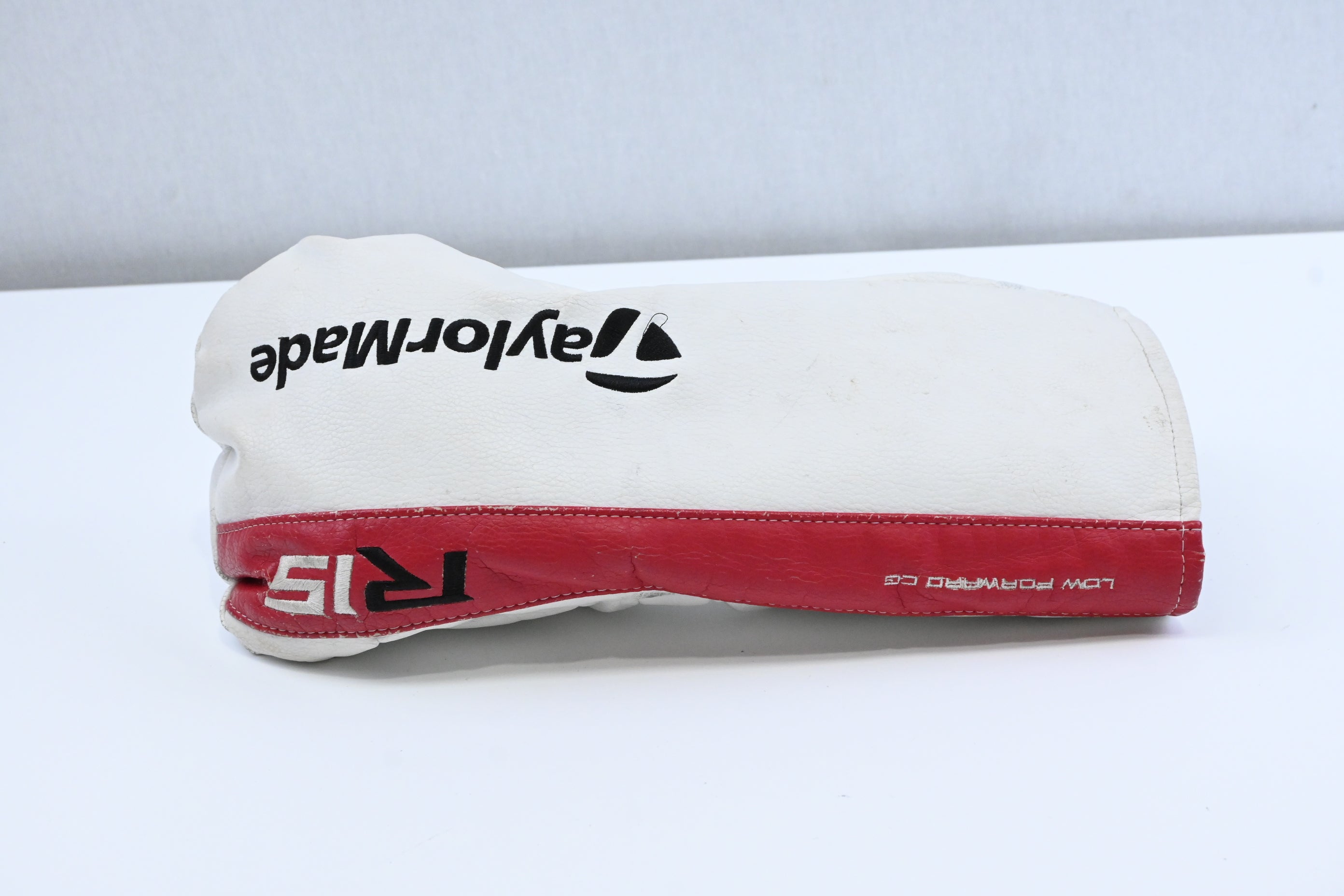 Left Hand Taylormade R15 Driver / 12 Degree / Regular Flex Fujikura Speeder 57
