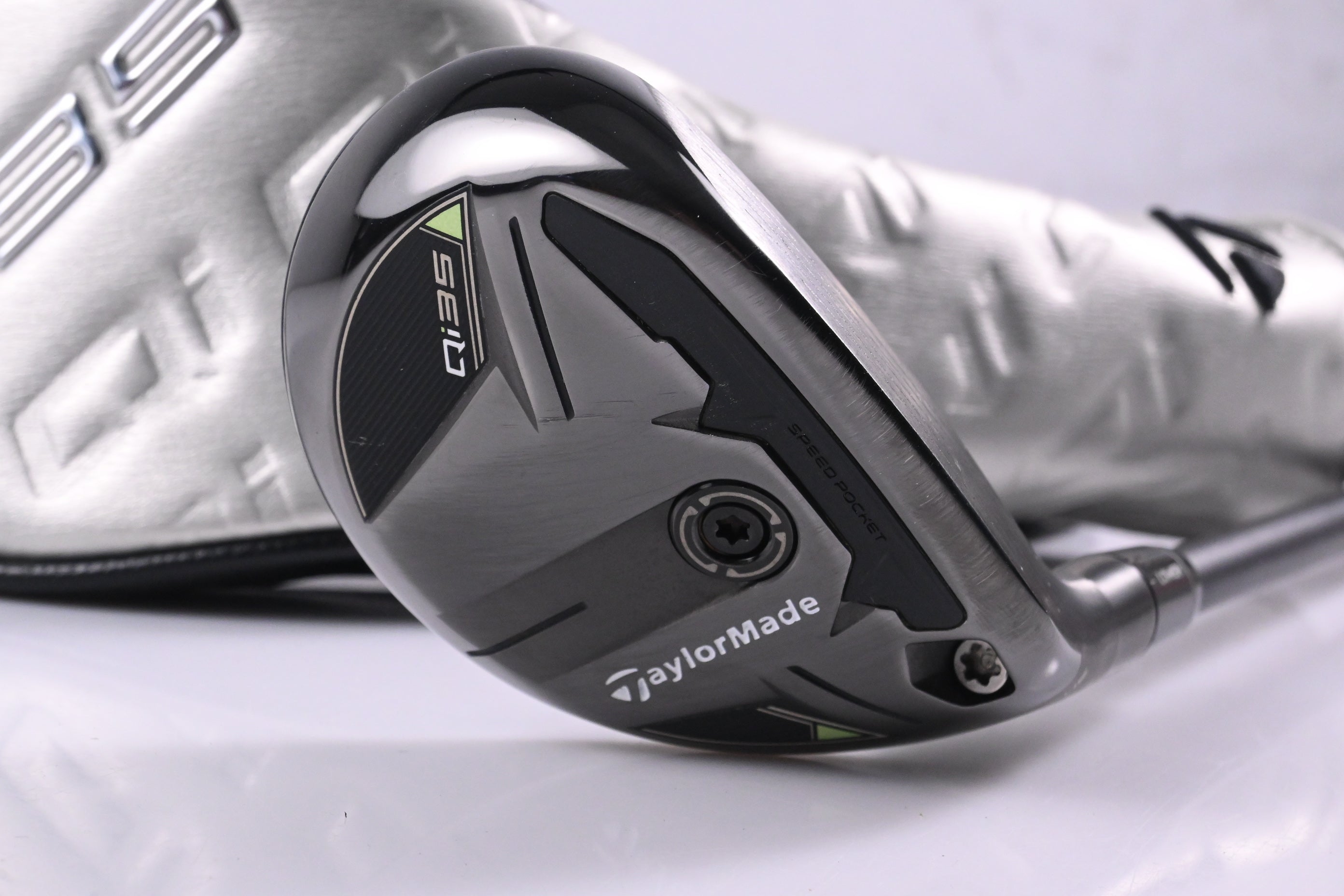 Taylormade Qi35 #3 Hybrid / 19 Degree / Stiff Flex Fujikura Speeder 82 Shaft