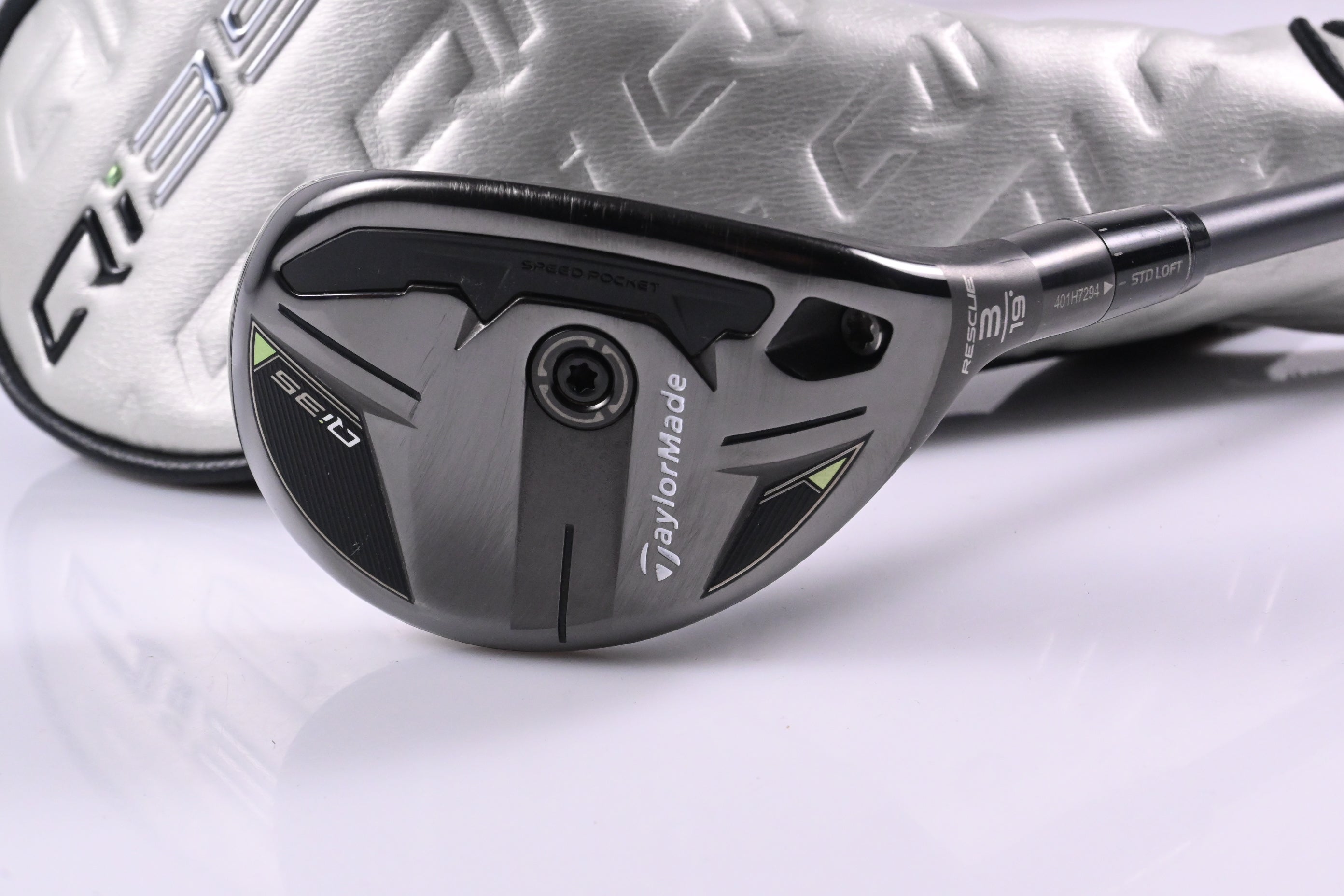 Taylormade Qi35 #3 Hybrid / 19 Degree / Stiff Flex Fujikura Speeder 82 Shaft