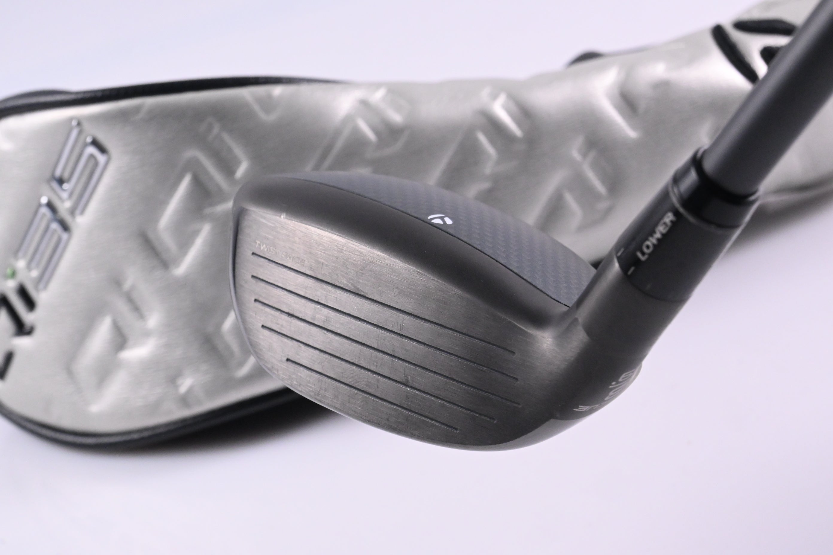 Taylormade Qi35 #3 Hybrid / 19 Degree / Stiff Flex Fujikura Speeder 82 Shaft