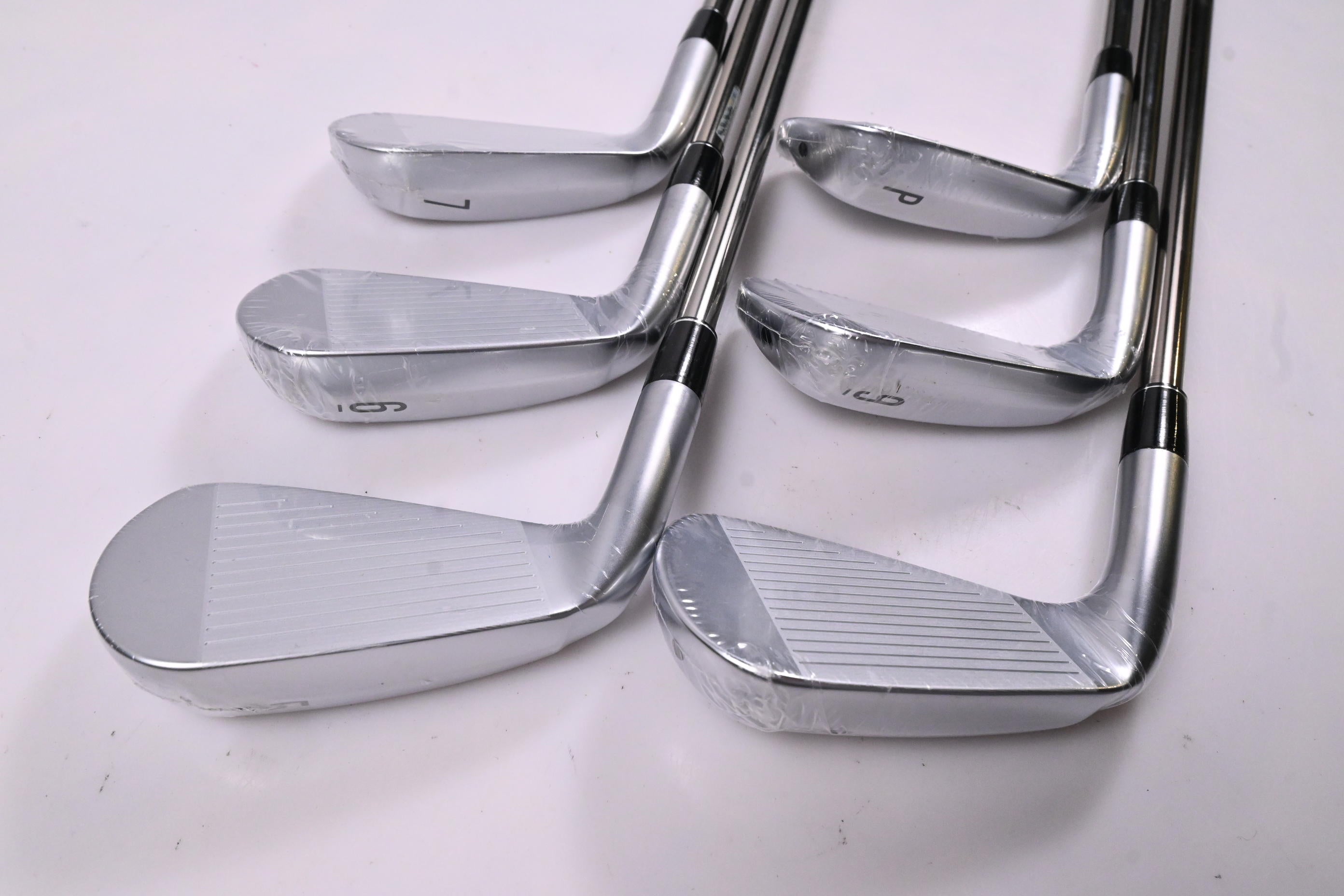 Srixon ZXI4 Irons / 5-PW / Regular Flex UST Recoil ES760 Shafts