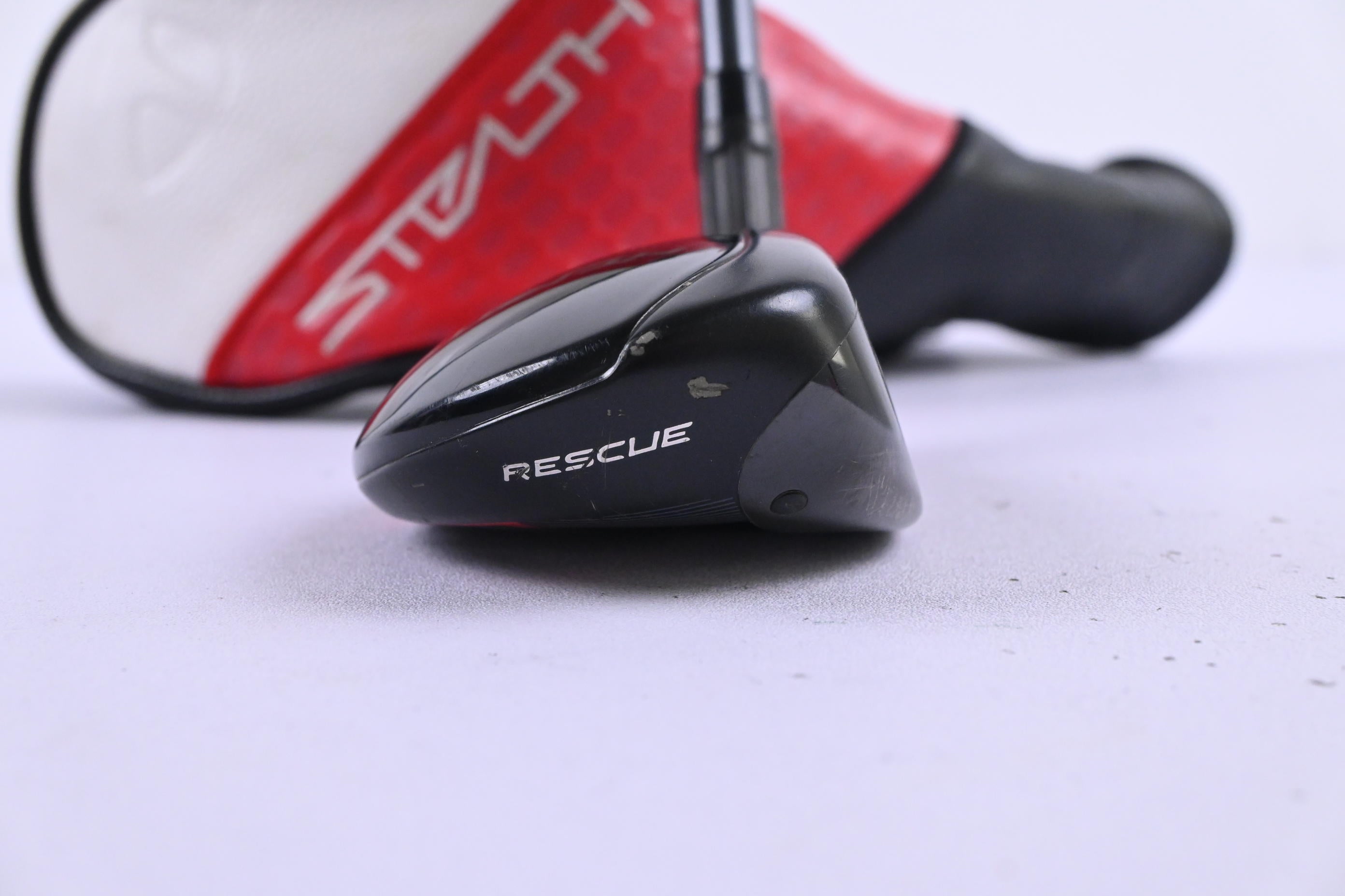 Taylormade Stealth 2 #3 Hybrid / 19 Degree / Stiff Flex Speeder Evolution 869