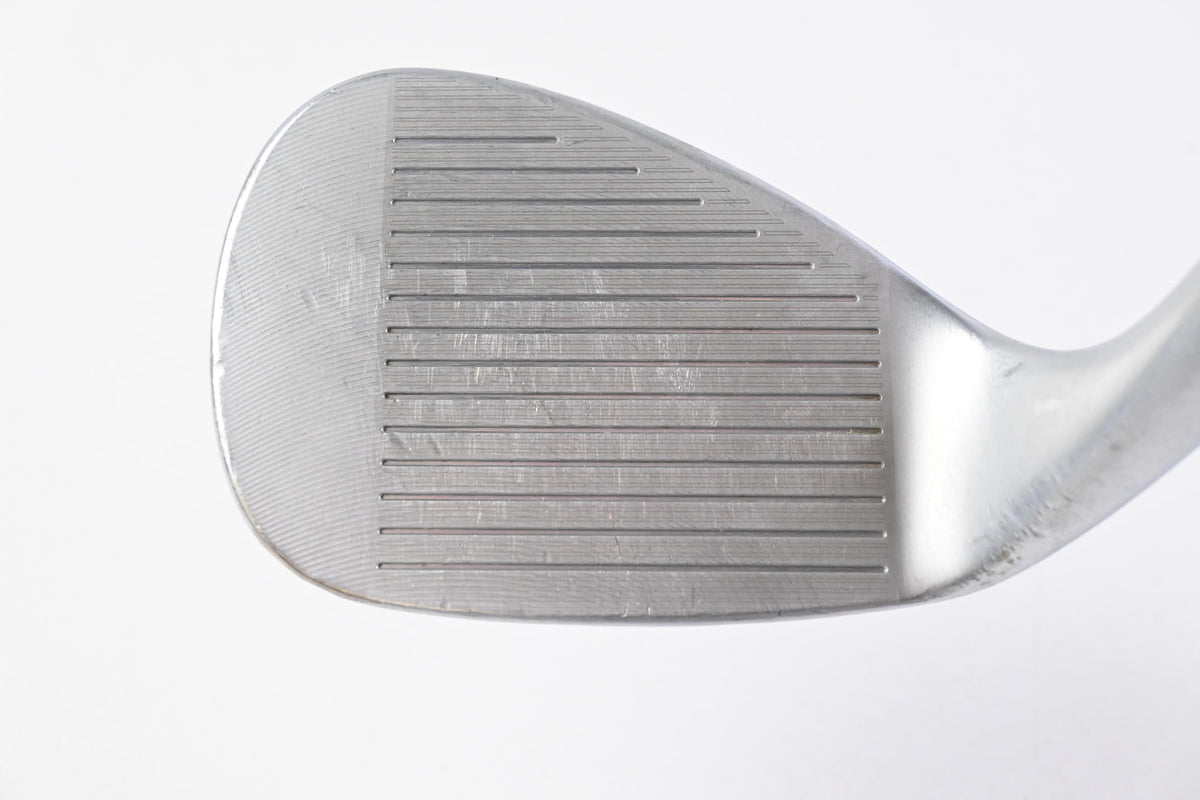 Cleveland 588 RTX Sand Wedge / 56 Degree / Wedge Flex Dynamic Gold Steel Shaft