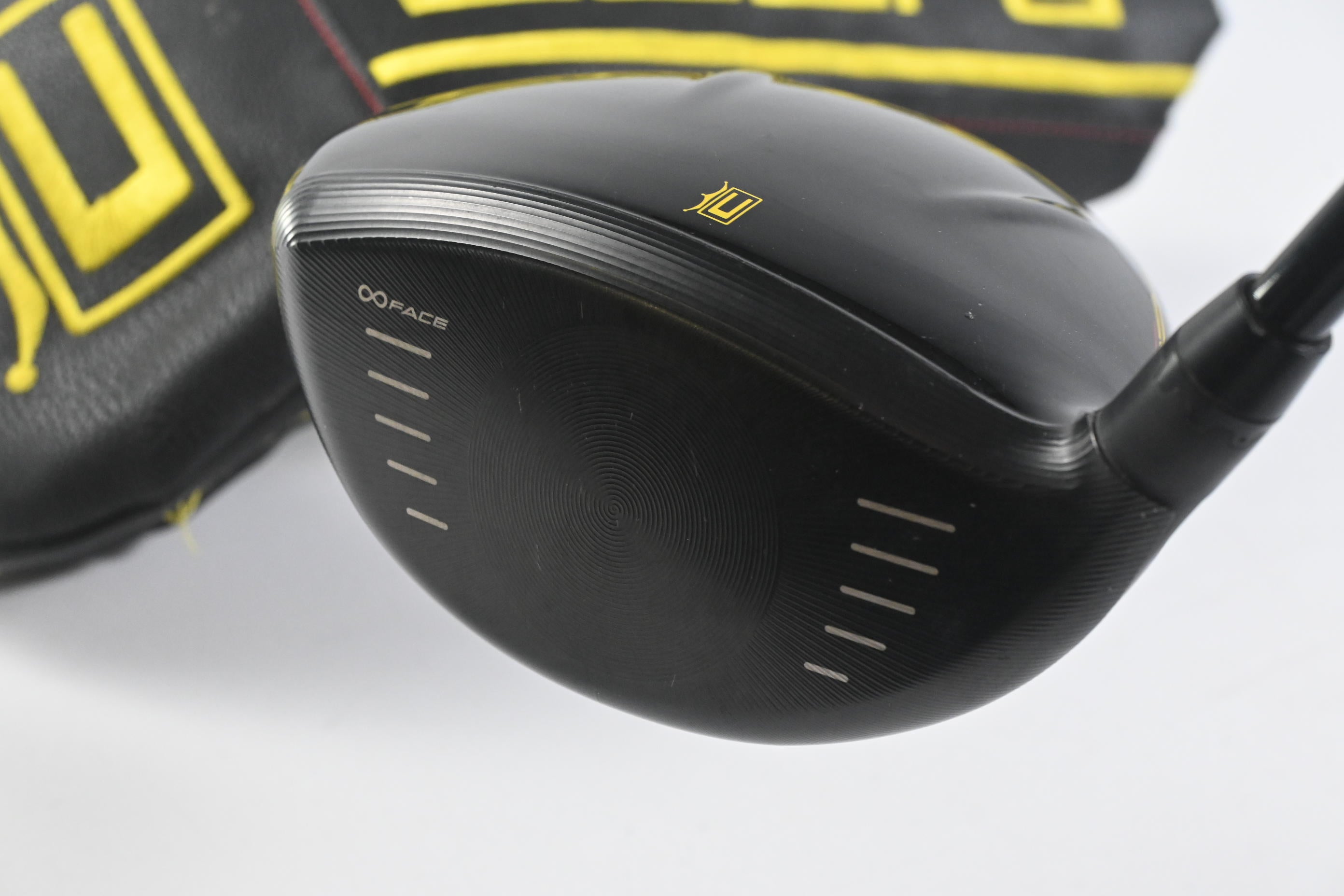 Cobra King Speedzone Driver / 10.5 Degree / Stiff Flex Kai'li White 60 Shaft