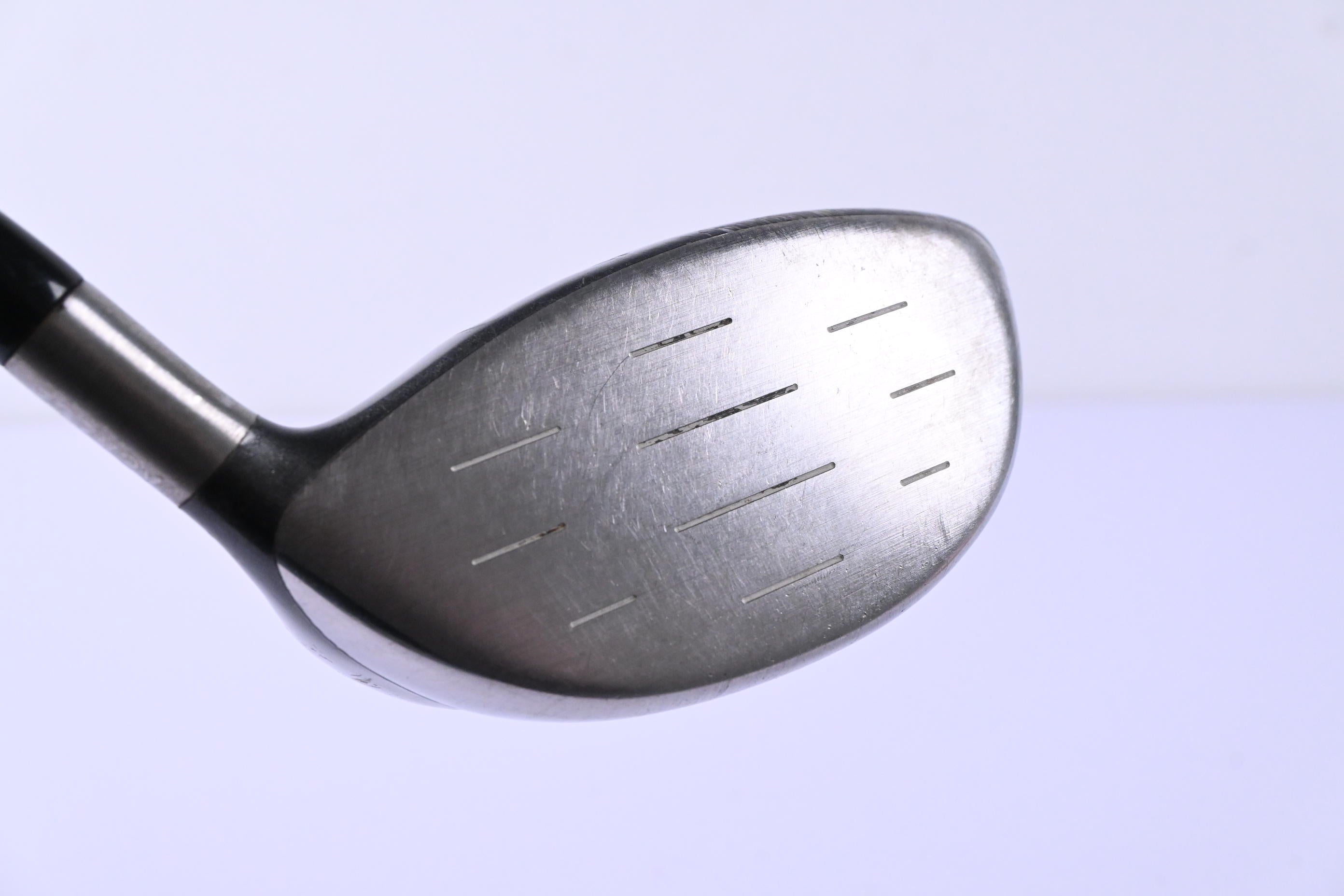 Left Hand Taylormade 200 Steel Driver / 10.5 Degree / Stiff Flex Lite 90 Shaft