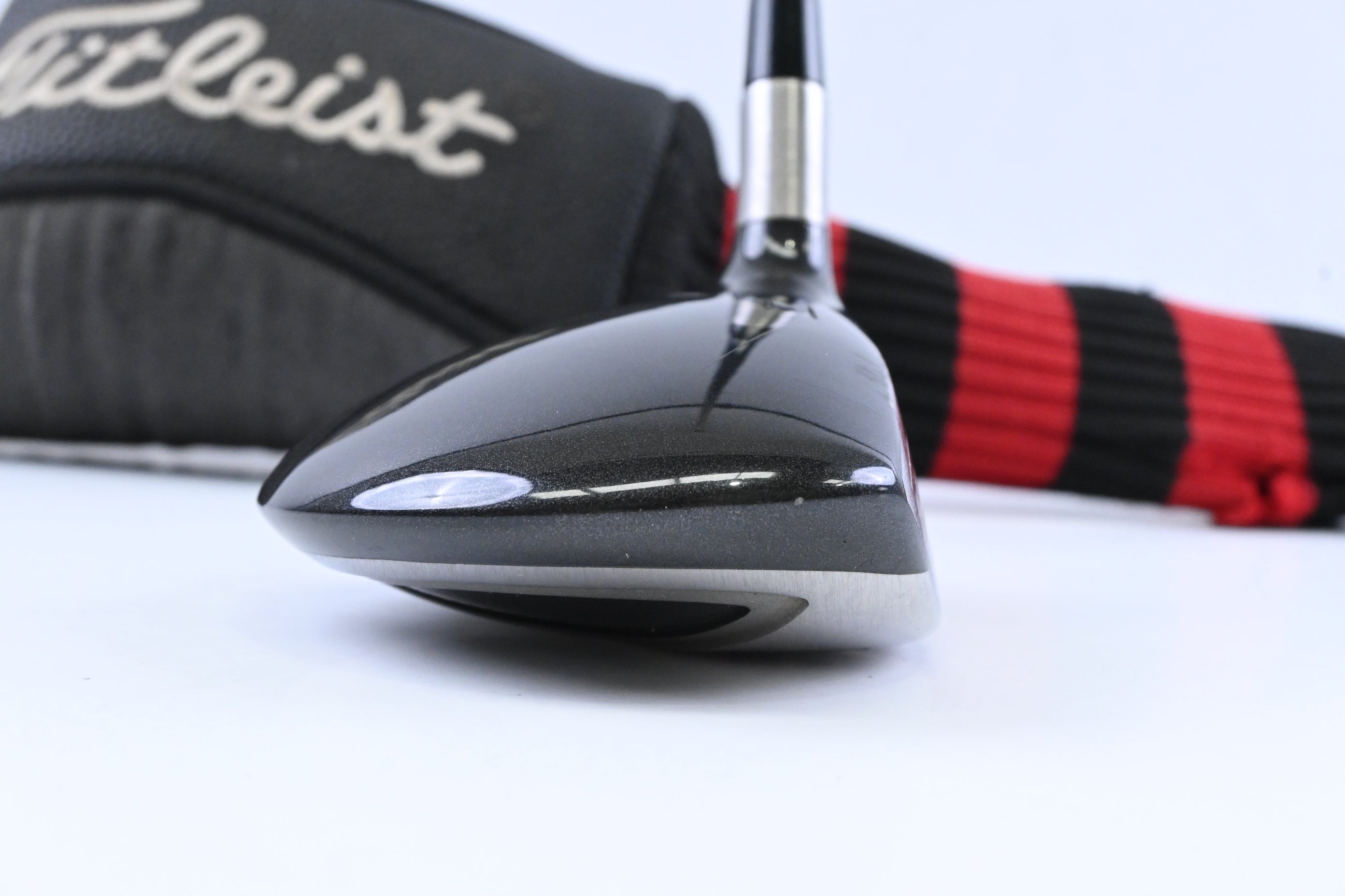Titleist 980 F #3 Wood / 15 Degree / Stiff Flex Tour AD YS-6 MSI-70 Shaft
