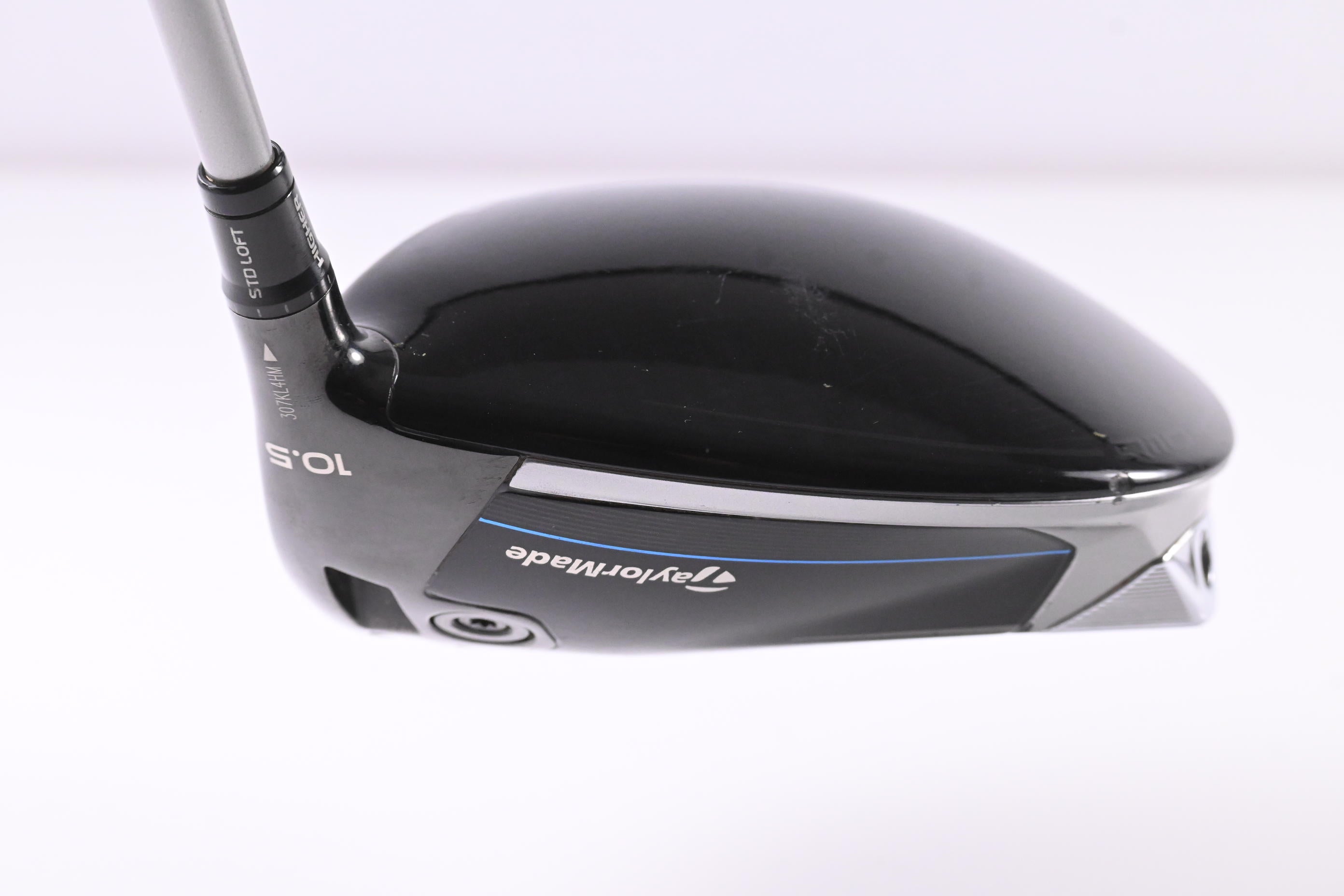 Taylormade Qi10 Driver / 10.5 Degree / Regular Flex Fujikura Air Speeder 50