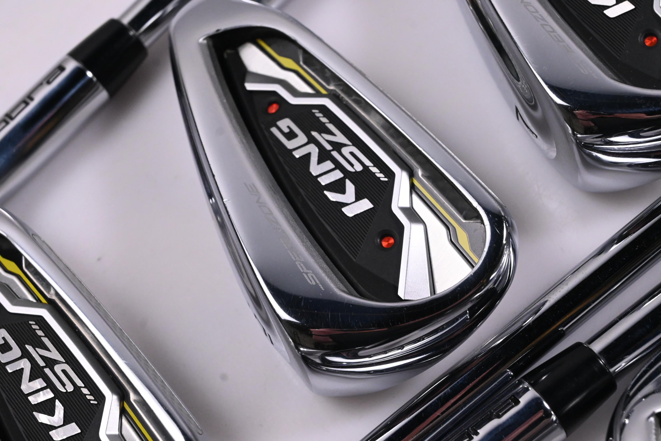 Cobra King Speedzone Irons / 5-PW+GW / Regular Flex KBS Tour 90 Shafts