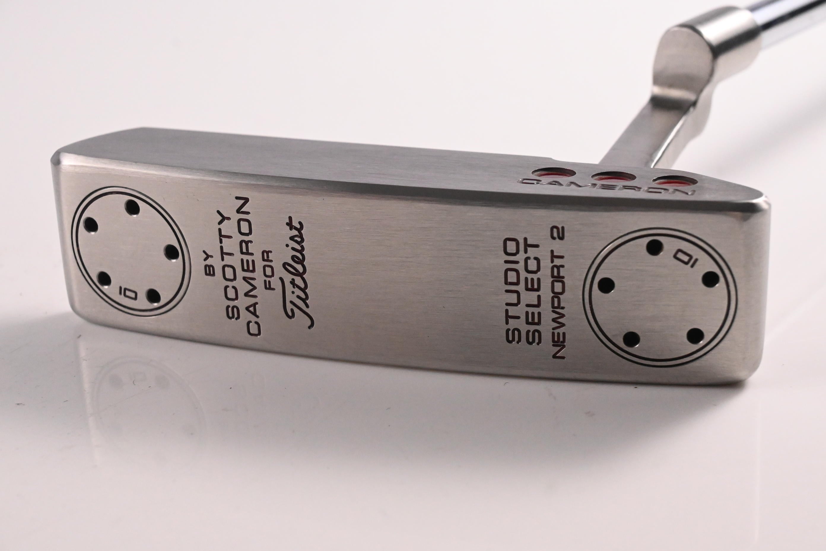 Scotty Cameron Studio Select Newport 2 Putter / 33 Inch