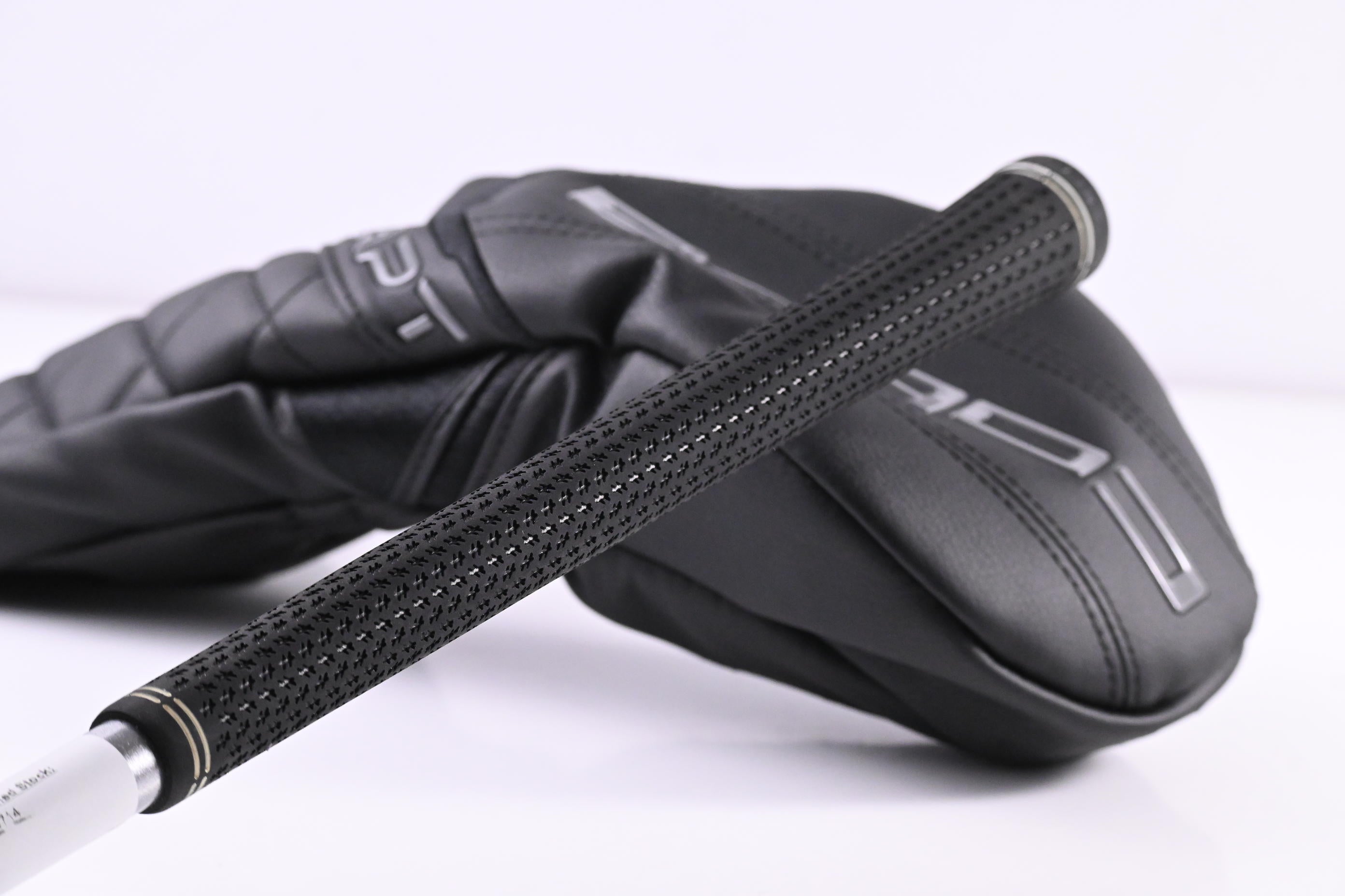 Cobra DS-Adapt LS Driver / 9 Degree / Stiff Flex Fujikura Pro 60 Shaft