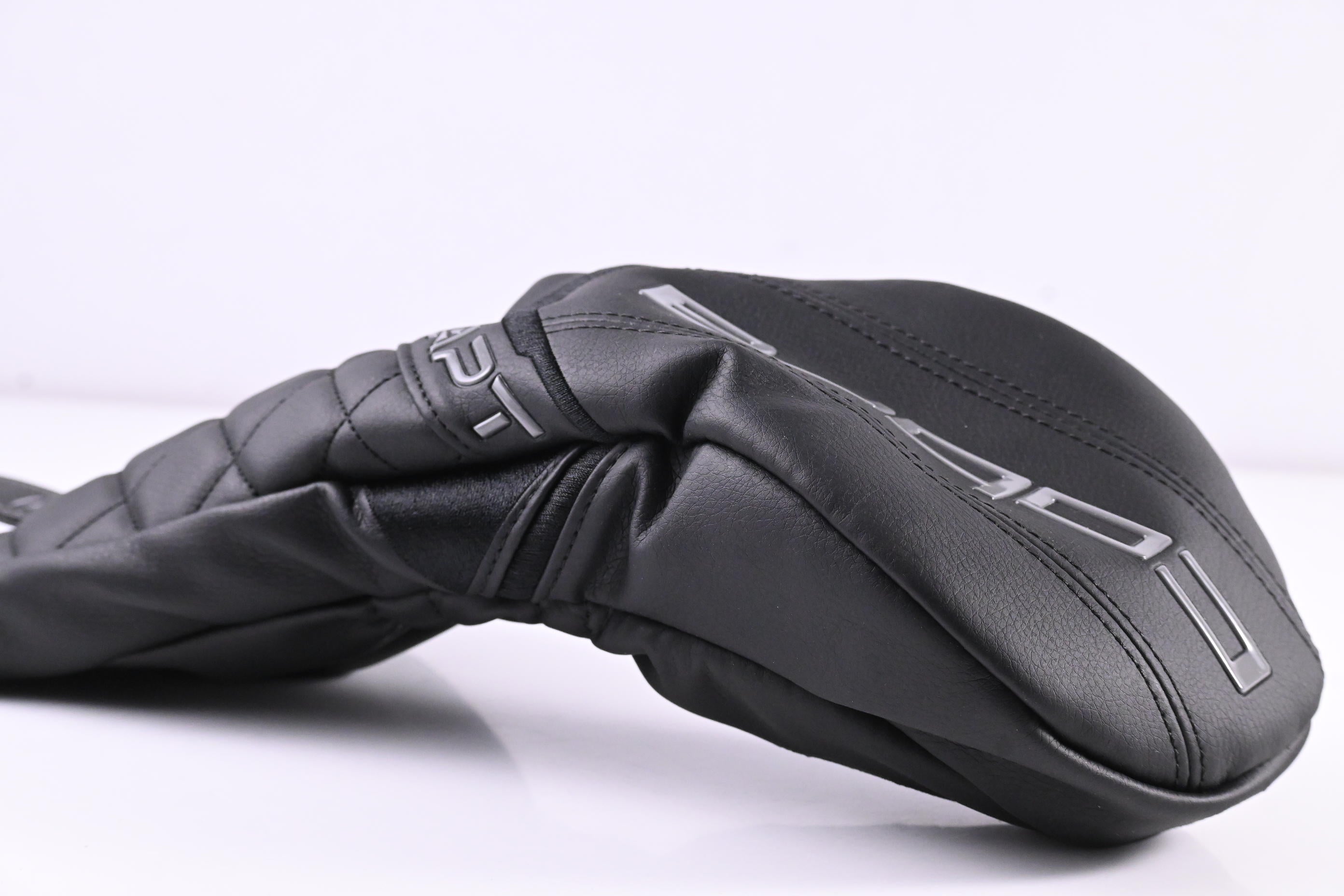 Cobra DS-Adapt LS Driver / 9 Degree / Stiff Flex Fujikura Pro 60 Shaft