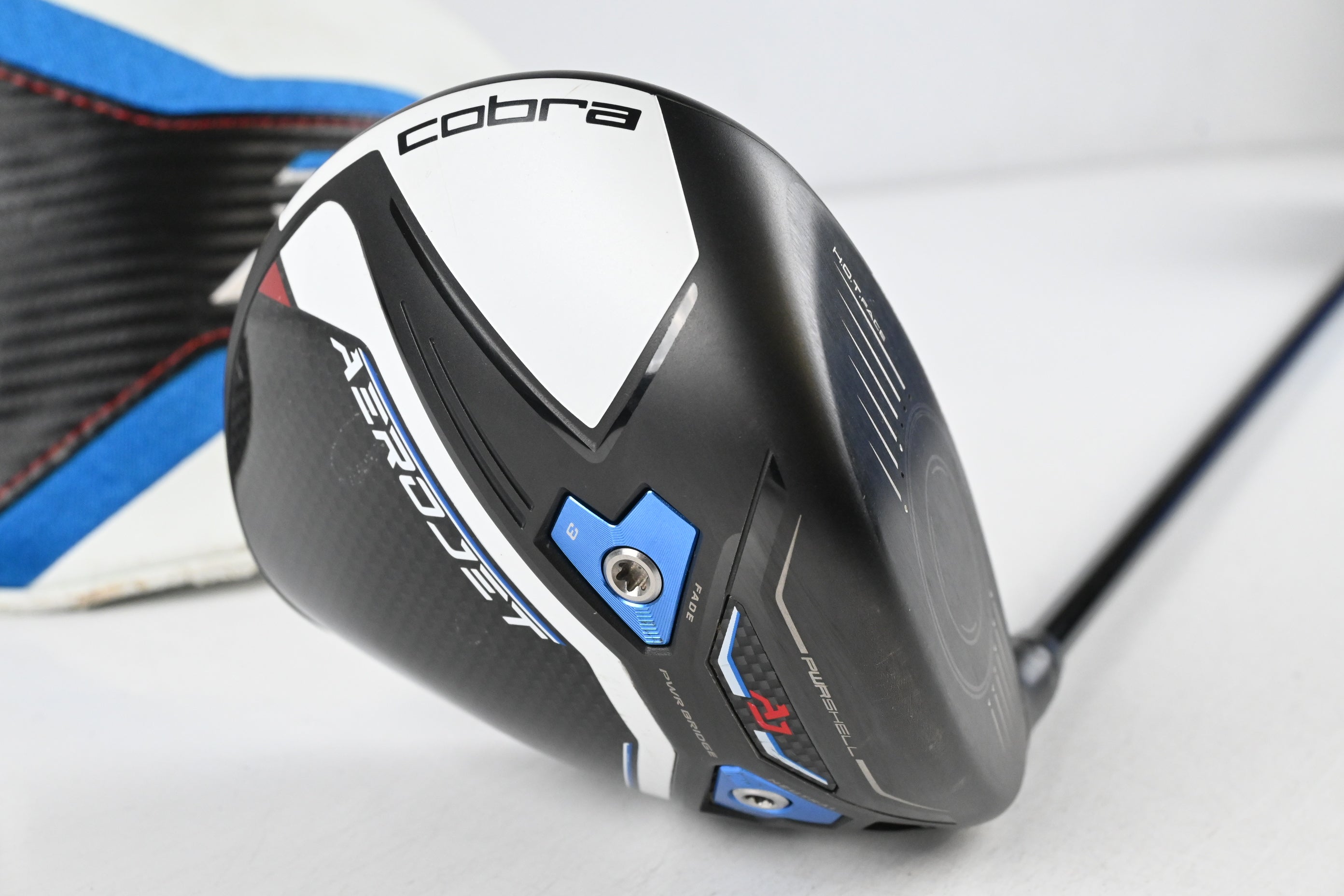 Cobra Aerojet LS Driver / 10.5 Degree / X-Flex Kai'li White 60 Shaft
