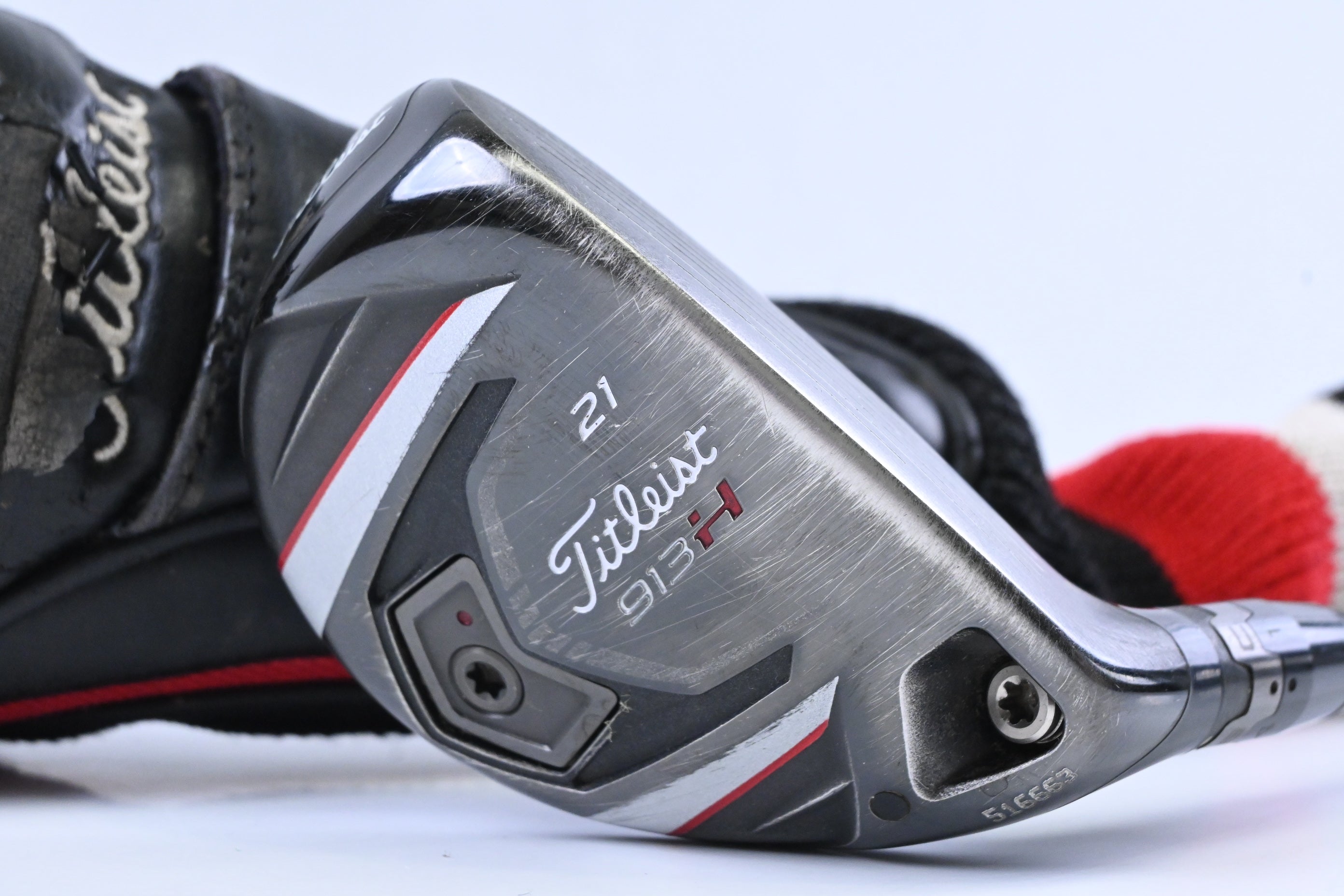 Titleist 913H #3 Hybrid / 21 Degree / Regular Flex Diamana S+ 82 Shaft