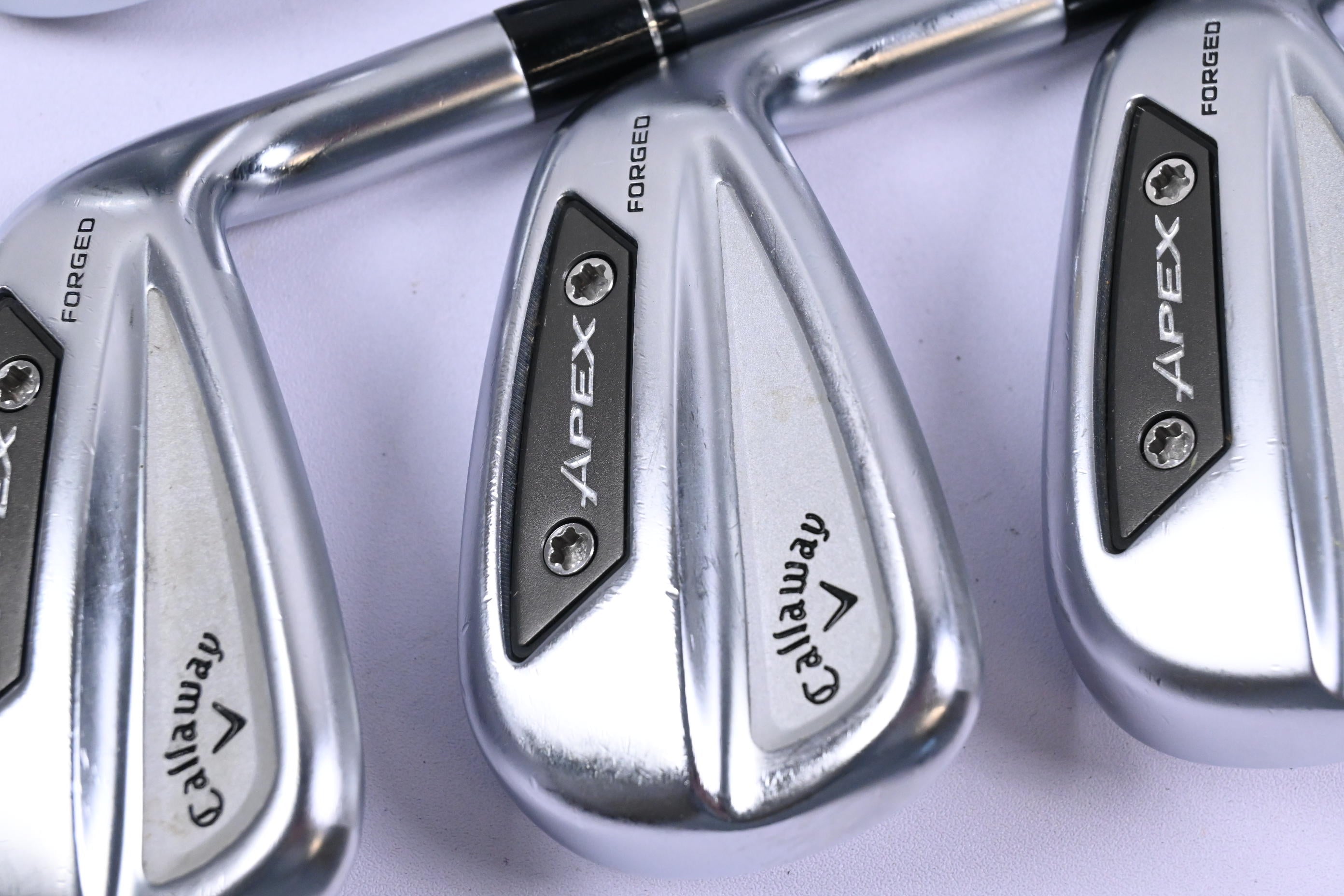 Callaway Apex Ai300 Irons / 5-PW / Regular Flex Denali Charcoal 65 Shafts