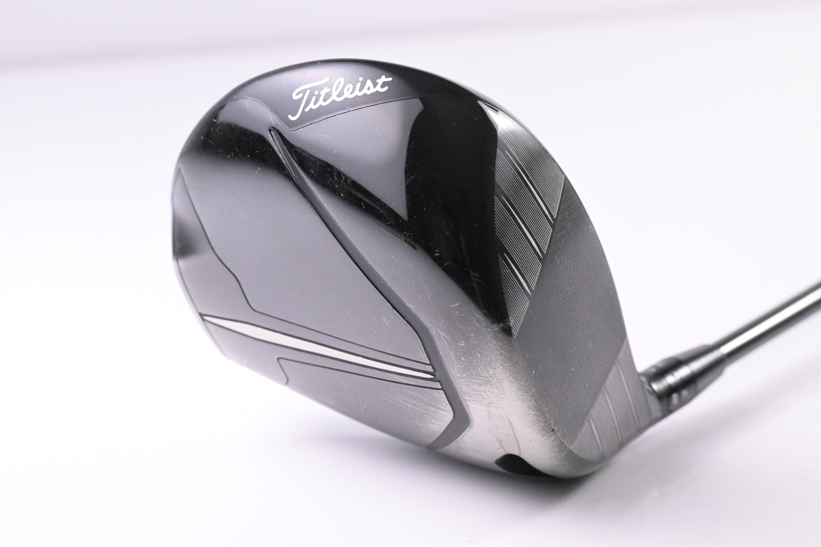 Titleist TSR2 Driver / 10 Degree / Regular Flex Fujikura Ventus TR Blue 5 Shaft
