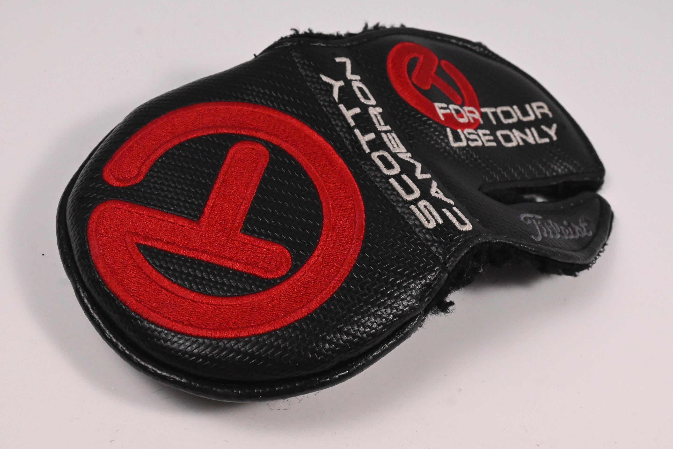 Scotty Cameron Circle T Putter Cover / Mallet / Black, Red