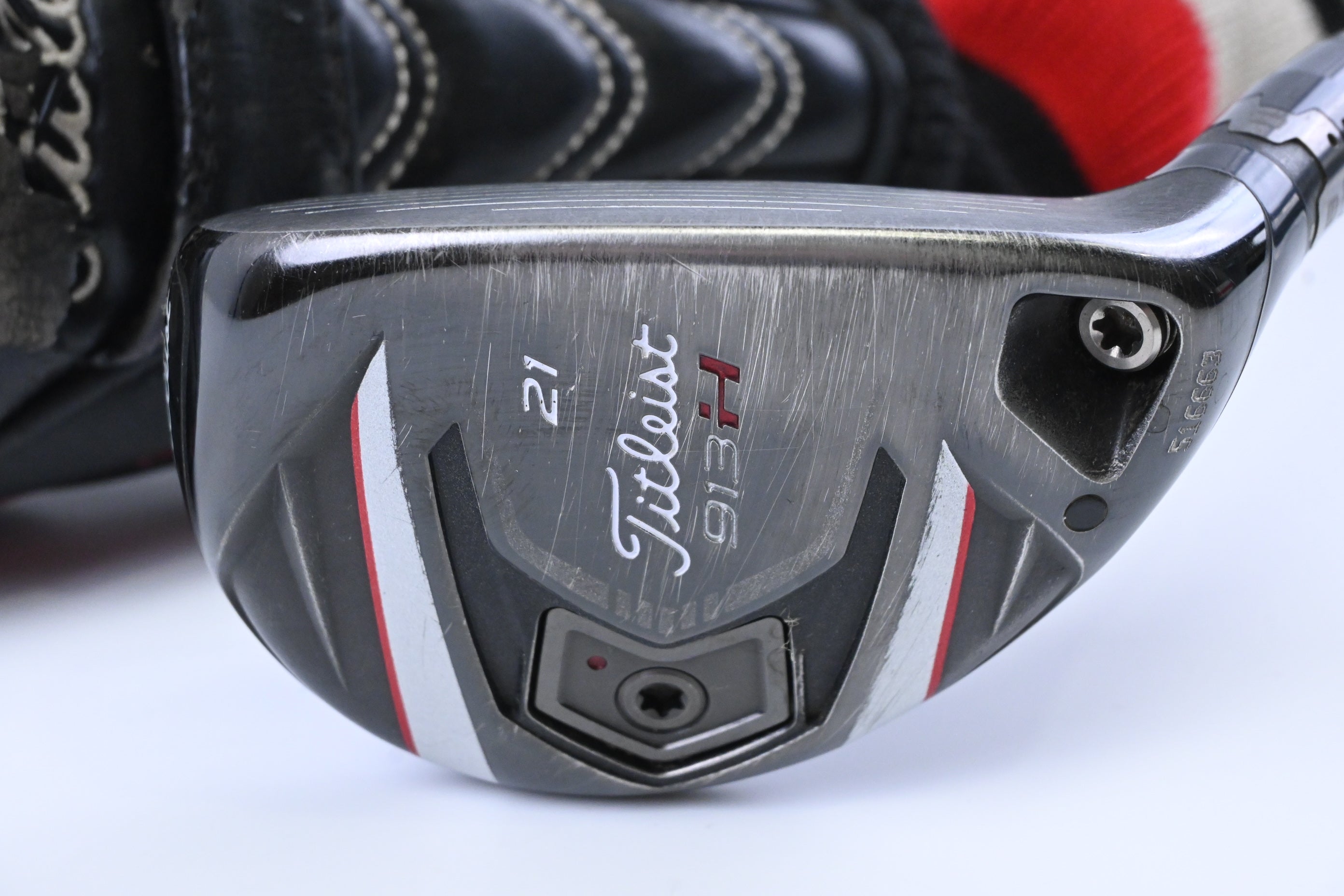 Titleist 913H #3 Hybrid / 21 Degree / Regular Flex Diamana S+ 82 Shaft