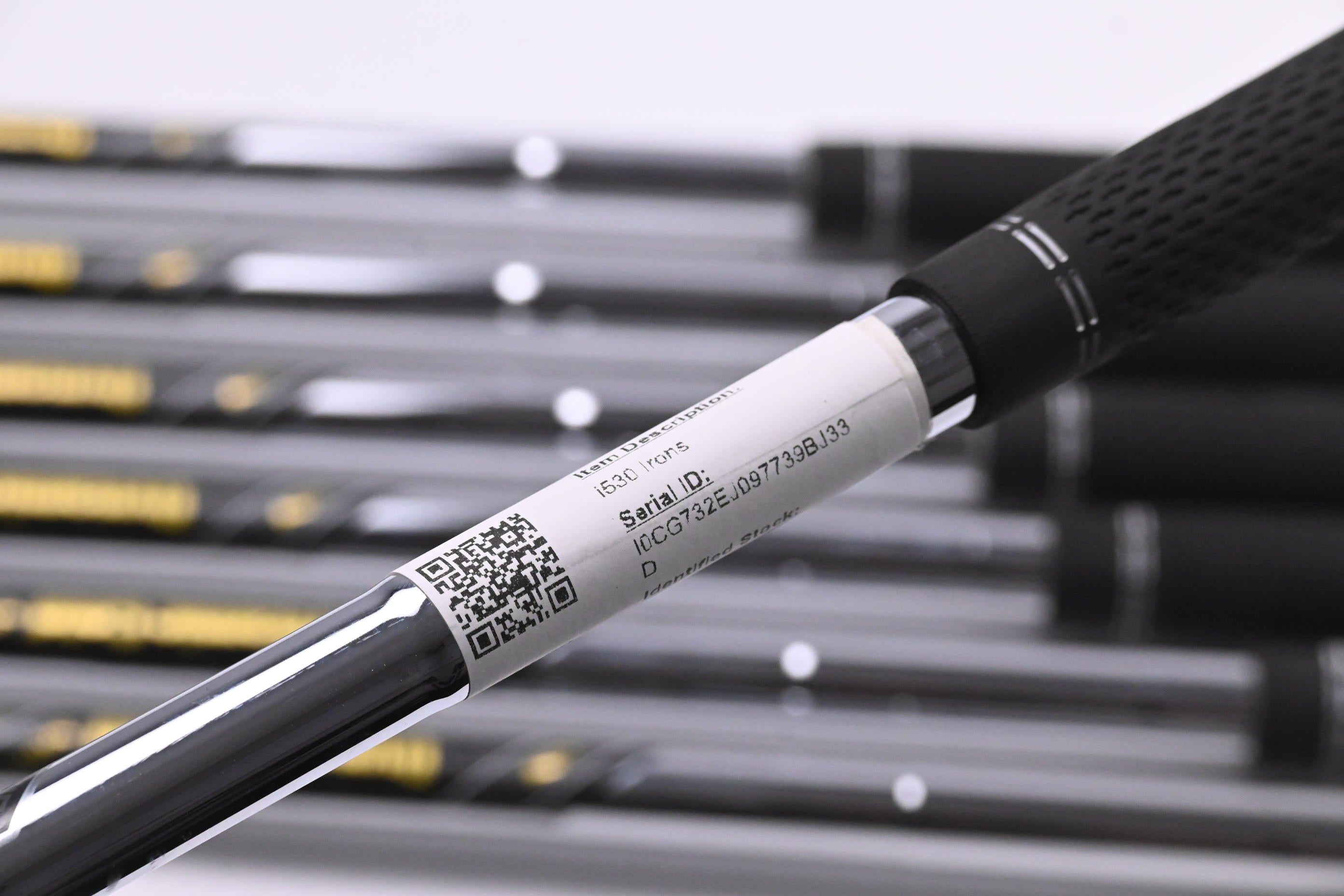 Ping i530 Irons / 4-PW / Blue Dot / Regular Flex Dynamic Gold Mid 100 R300 Shafts