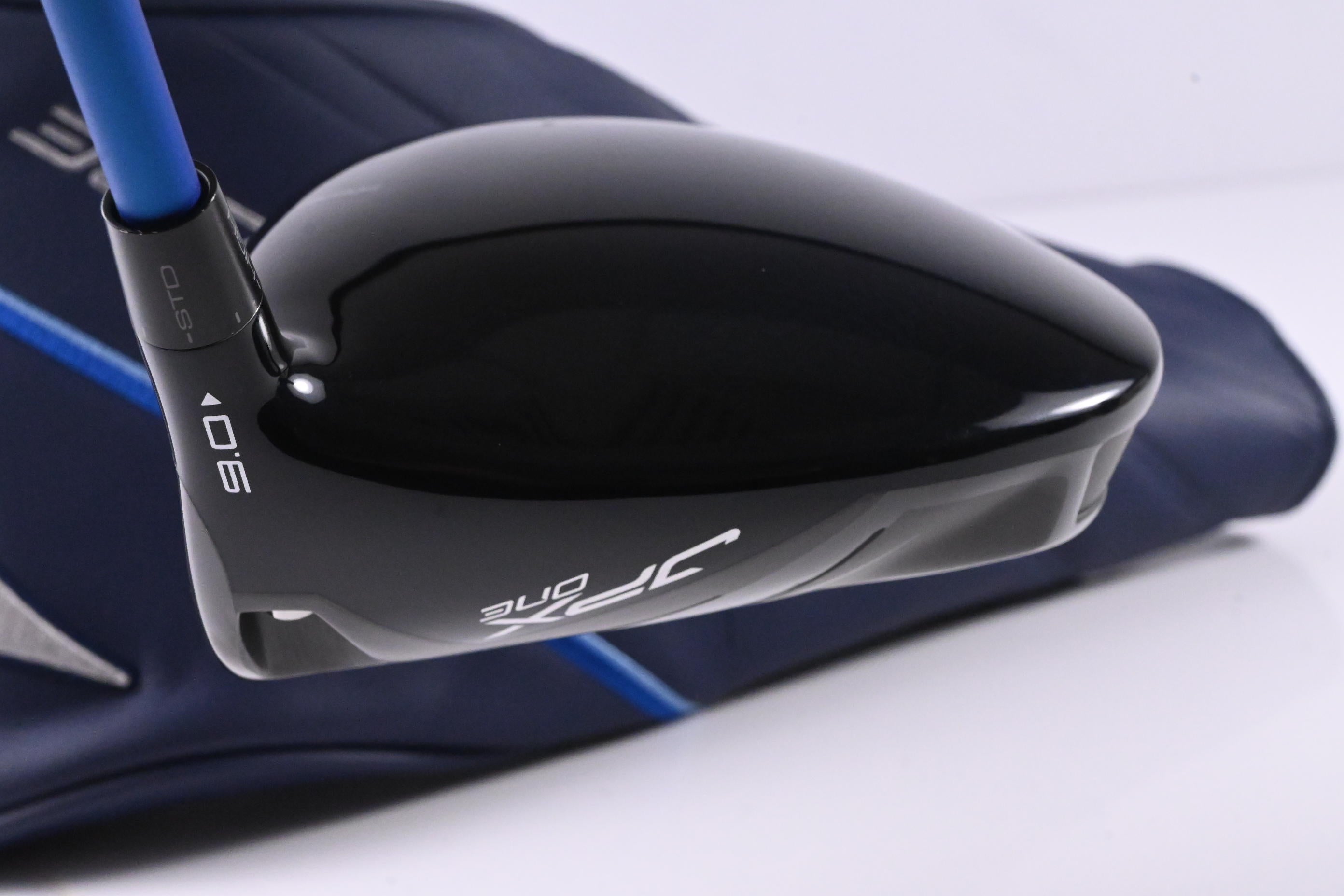 Mizuno JPX One Driver / 9 Degree / Senior Flex Project X Denali Frost Blue 50