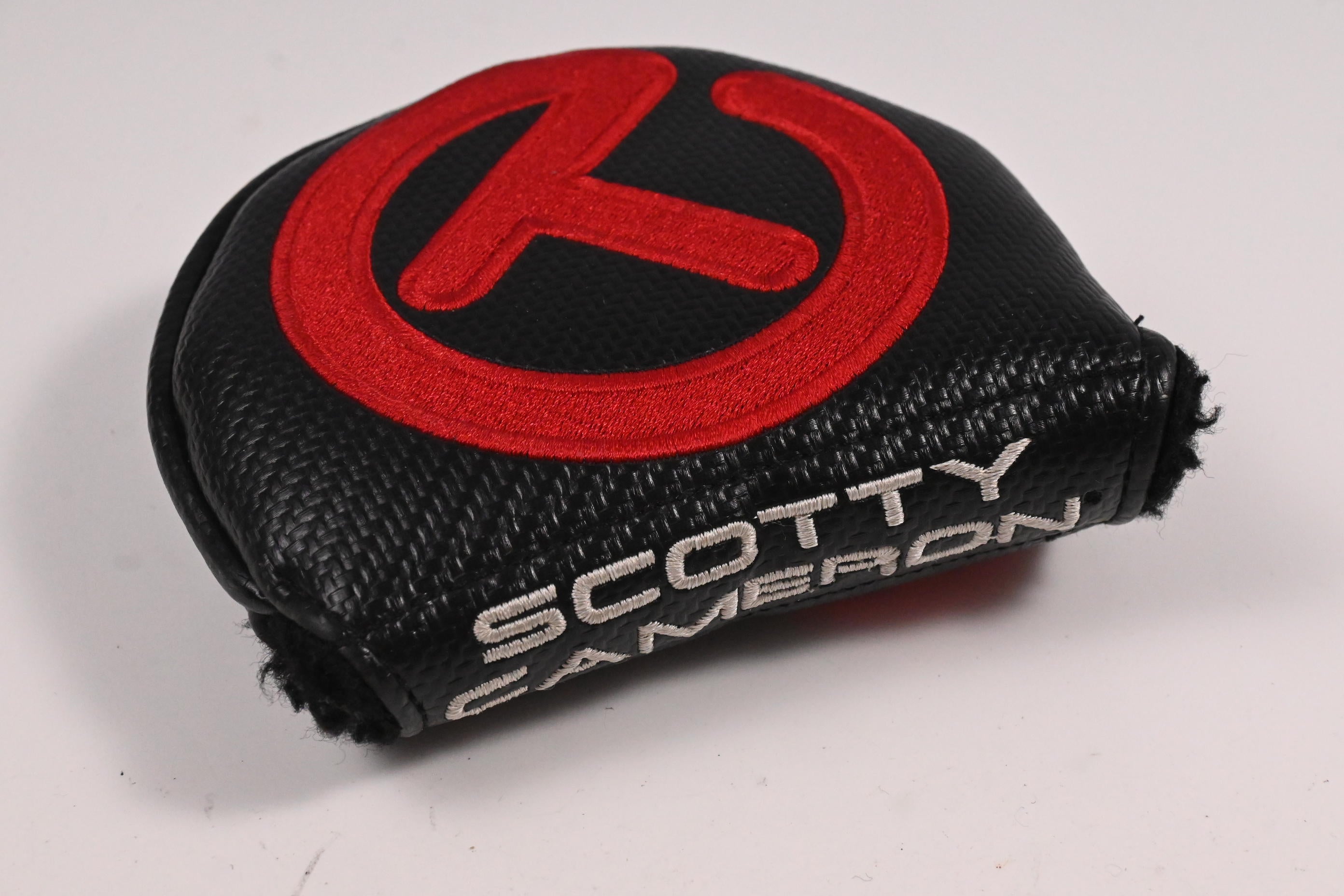 Scotty Cameron Circle T Putter Cover / Mallet / Black, Red