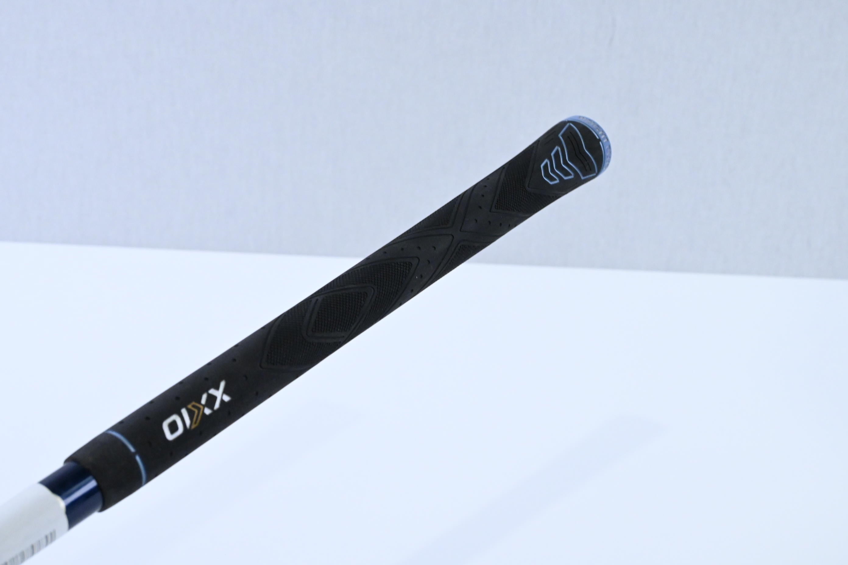 Ladies XXIO 13 #6 Hybrid / 28 Degree / Regular Flex XXIO MP1300L 37 Shaft