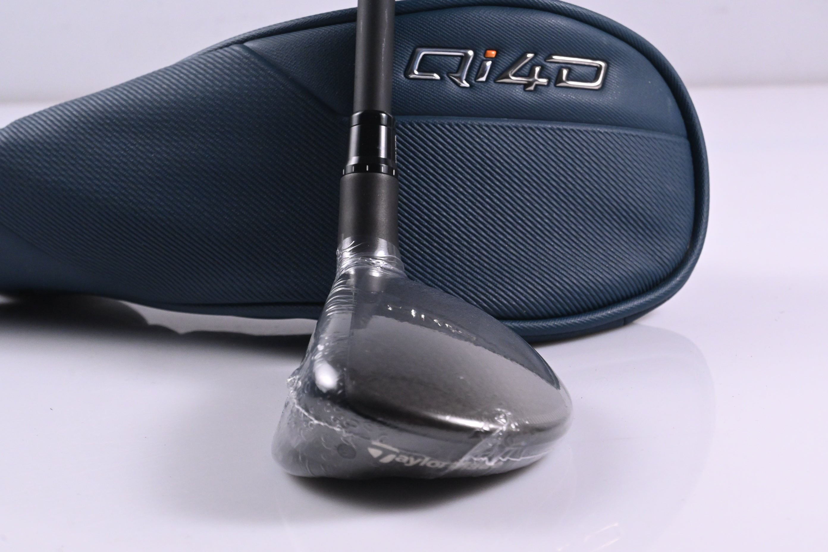 Left Hand Taylormade Qi4D #4 Hybrid / 22 Degree / Regular Flex KBS Reax 65 Shaft