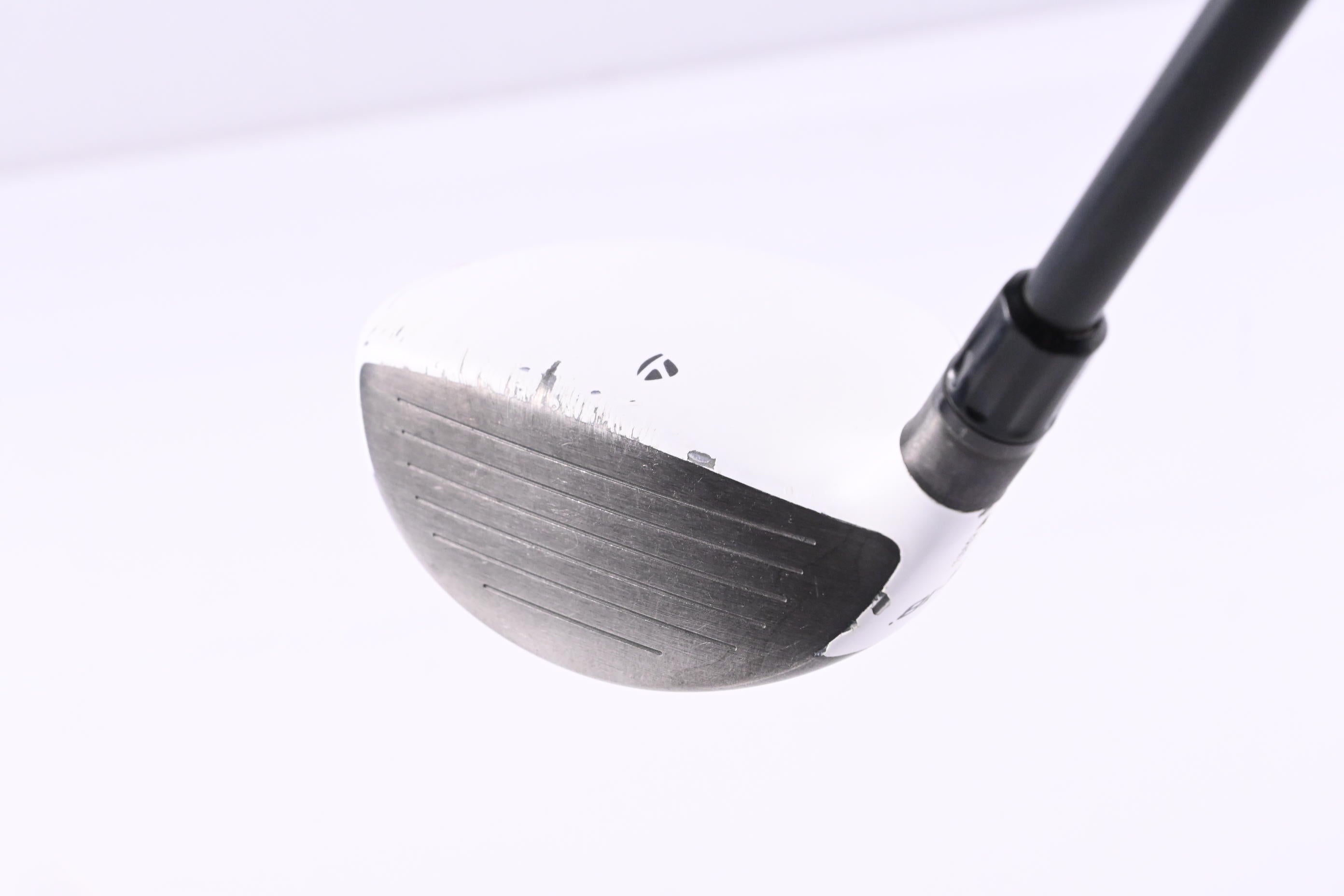 Taylormade R11 #5 Wood / 18 Degree / Stiff Flex Fujikura Blur 60 Shaft