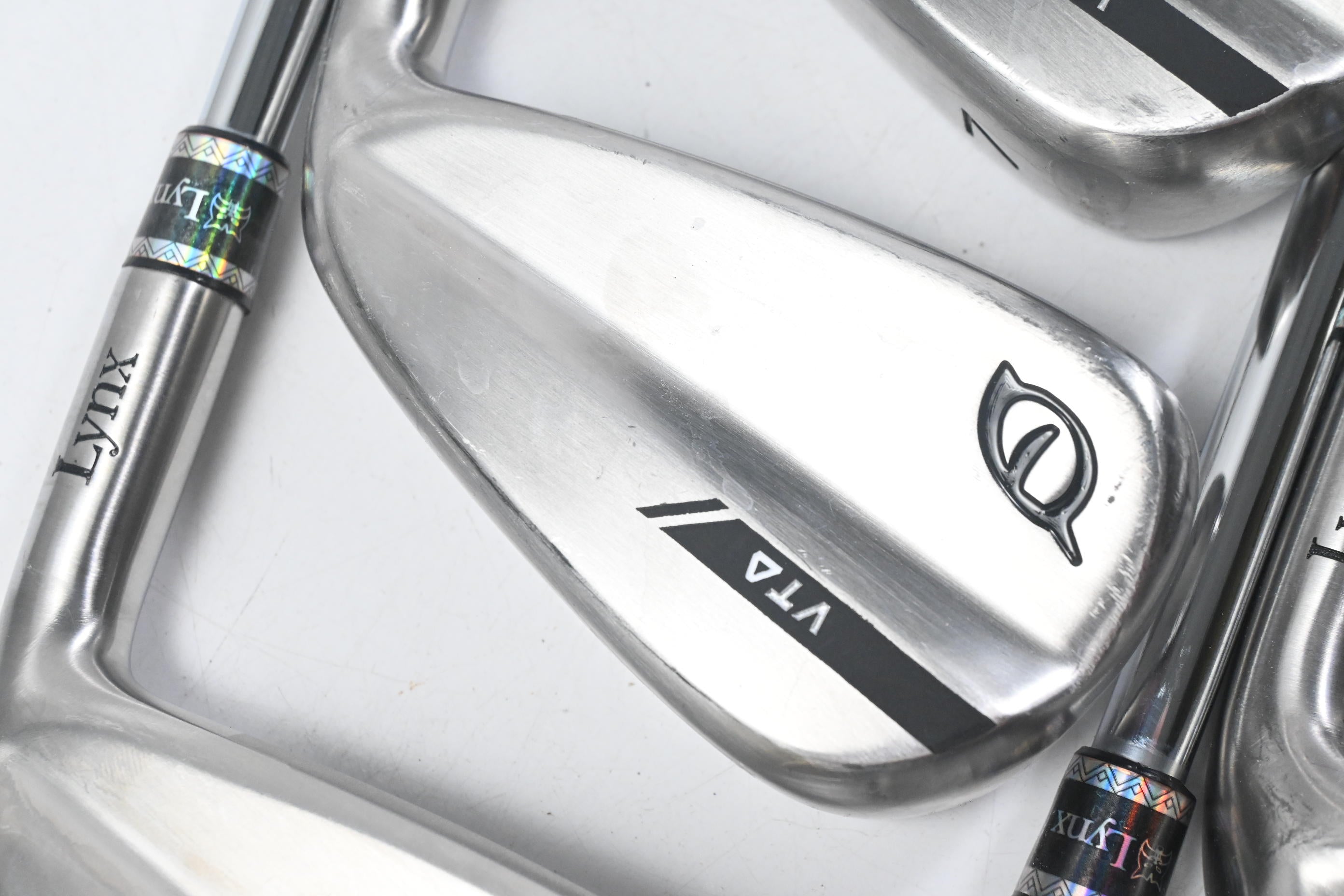 Lynx Prowler VT Irons / 5-PW / Regular Flex Virage V-Tach Shafts