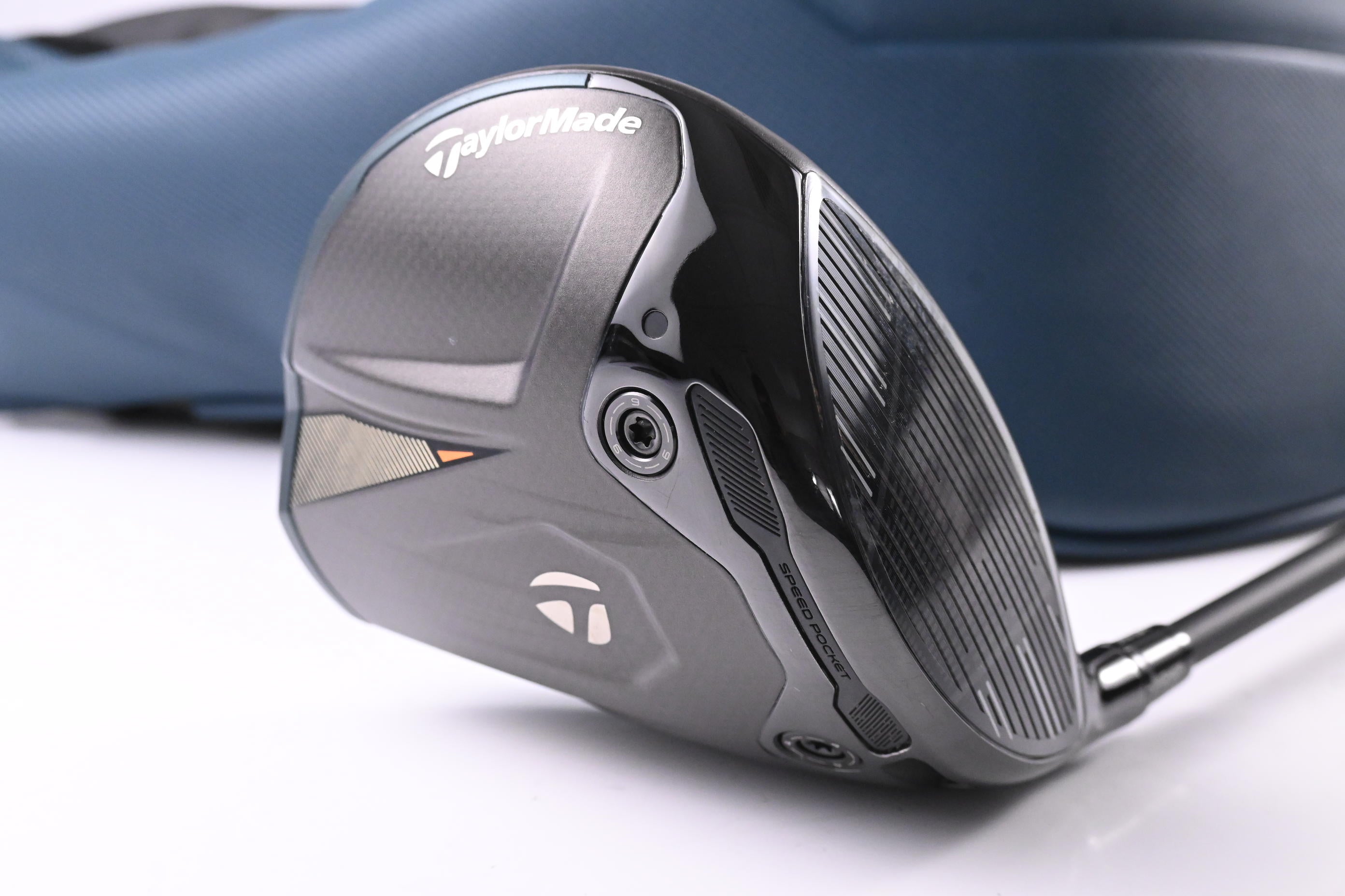 Taylormade Qi4D Driver / 10.5 Degree / X-Flex Reax Blue 60 Shaft