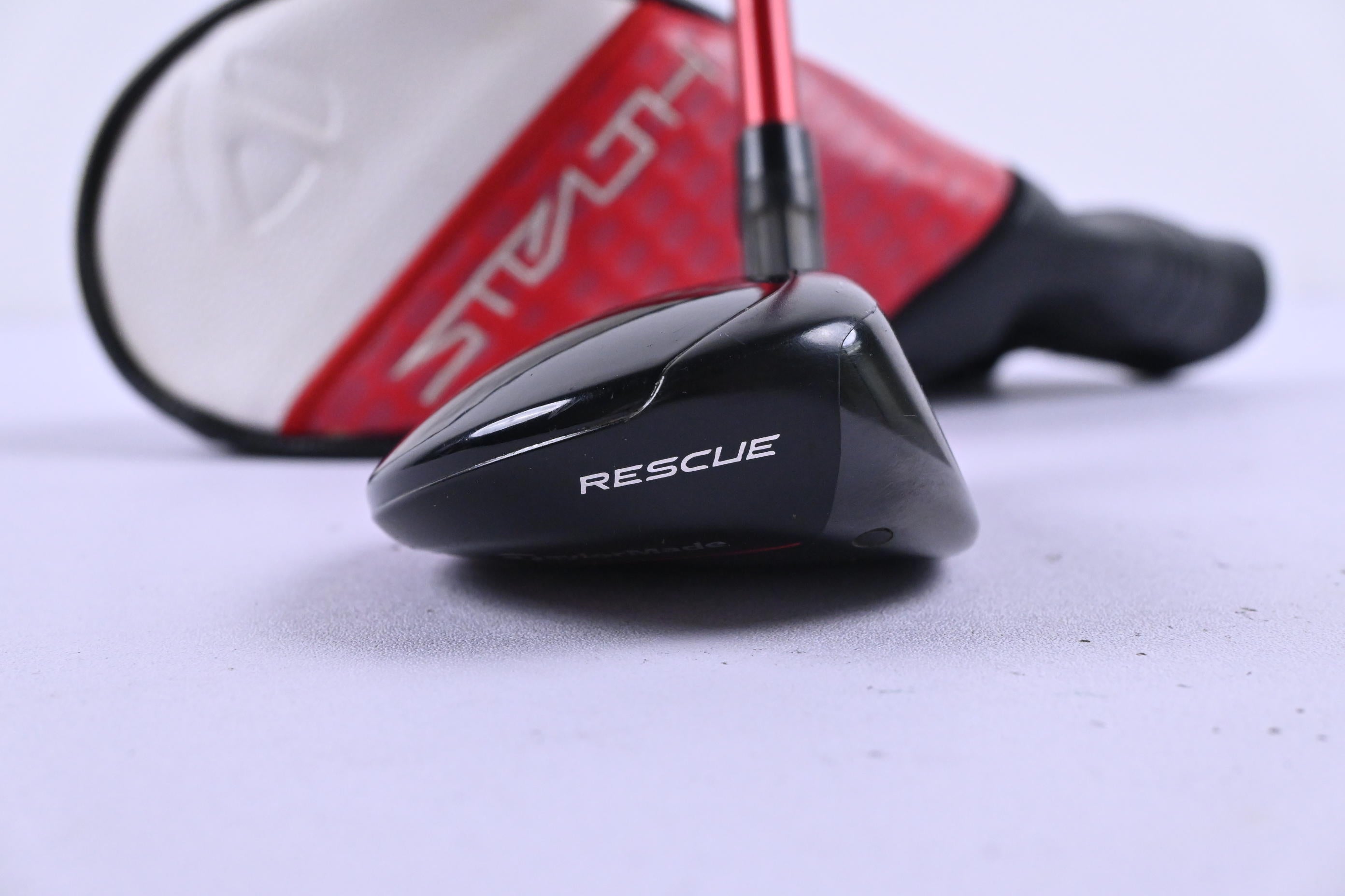 Taylormade Stealth 2 HD #4 Hybrid / 23 Degree / Regular Flex Speeder NX Red 50