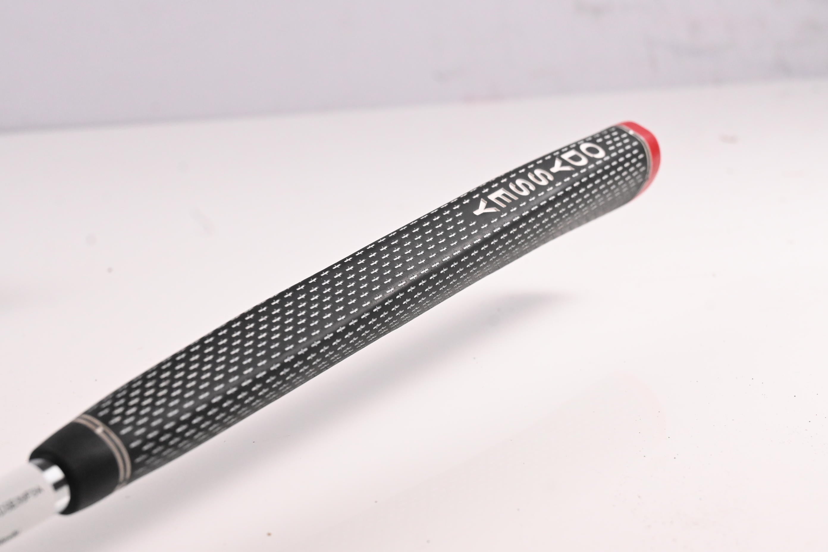 Odyssey White Hot Pro V-Line Putter / 34 Inch