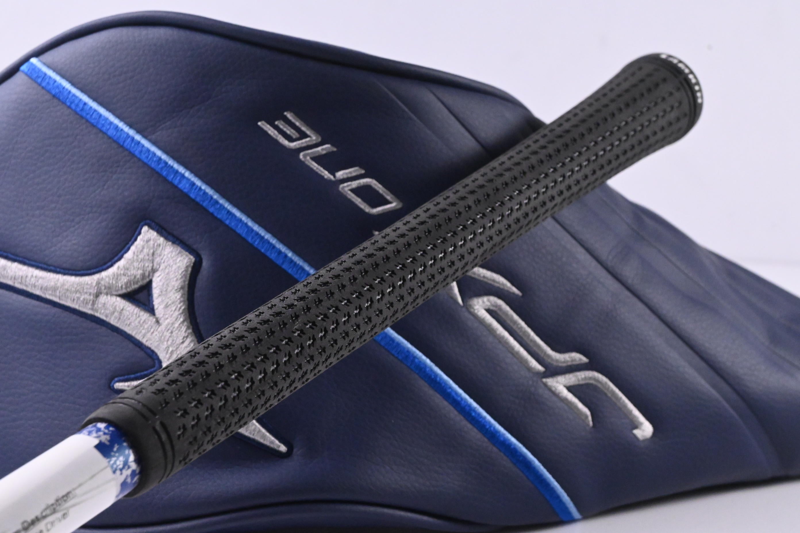 Mizuno JPX One Driver / 9 Degree / Senior Flex Project X Denali Frost Blue 50
