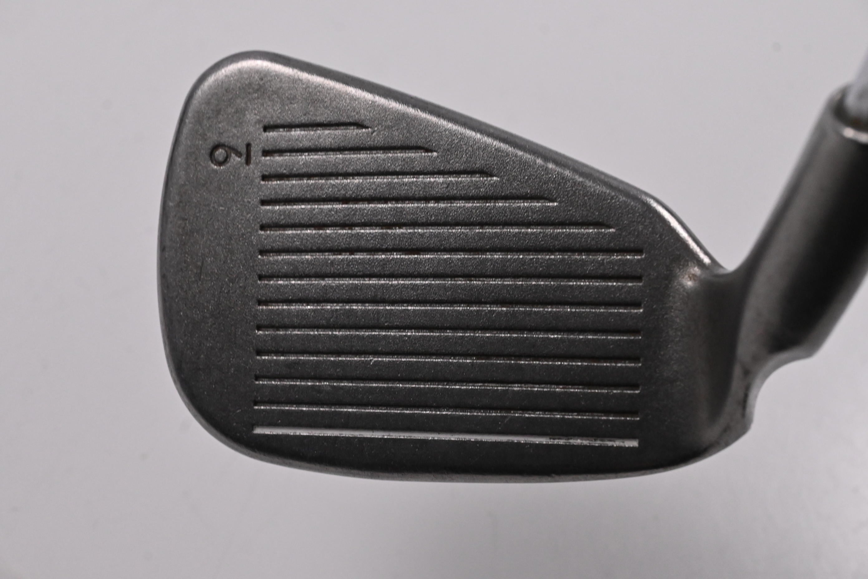 Ping i3 #9 Iron / 42.5 Degree / Blue Dot / Regular Flex Ping Cushin Steel Shaft