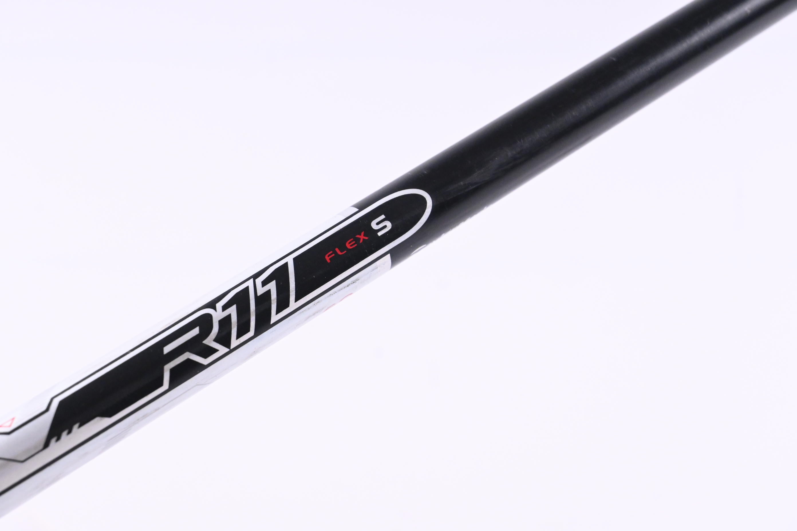 Taylormade R11 #5 Wood / 18 Degree / Stiff Flex Fujikura Blur 60 Shaft