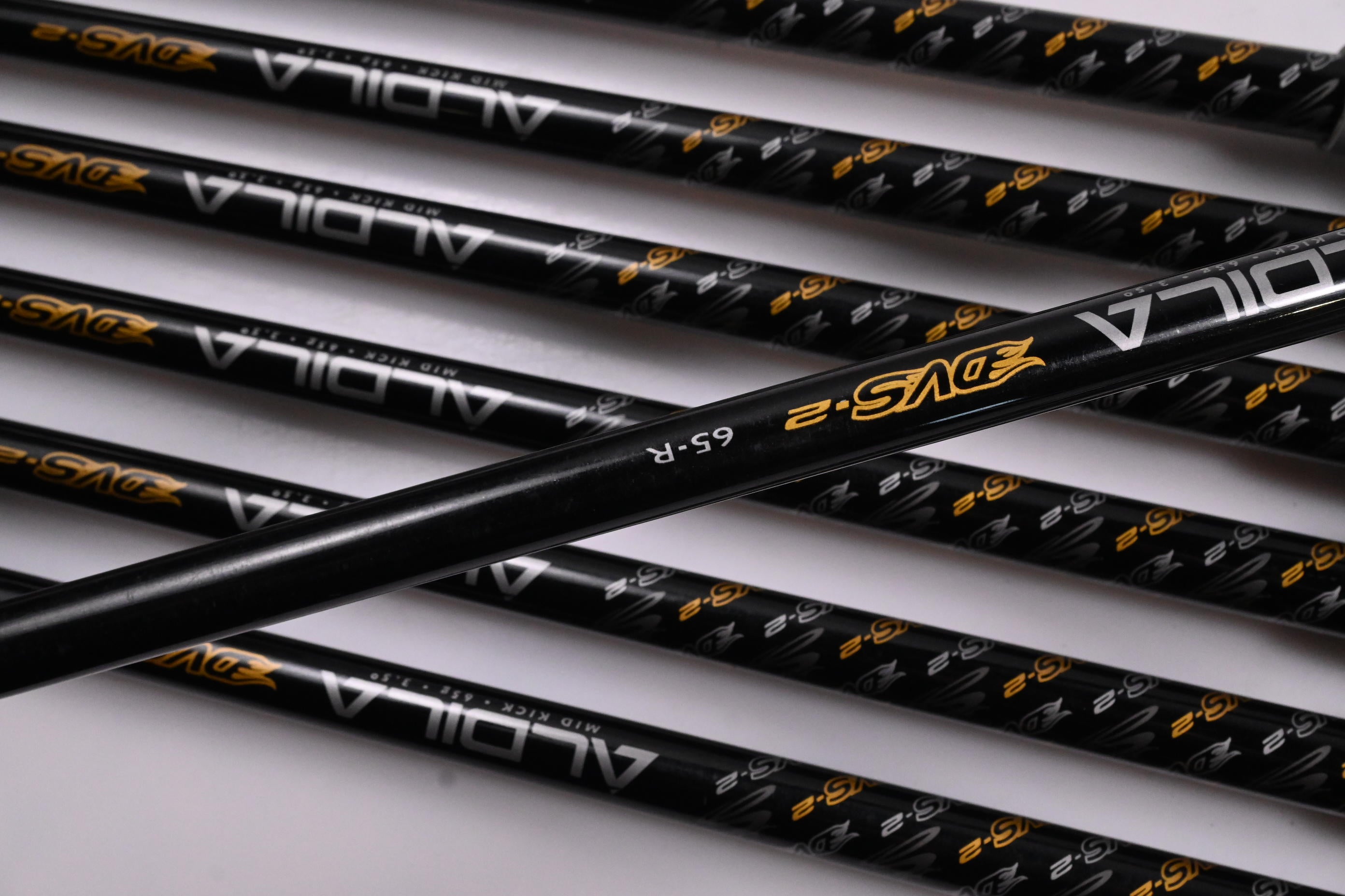 Cobra S2 Irons / 5-PW+SW / Regular Flex Aldila DVS 65 Shafts