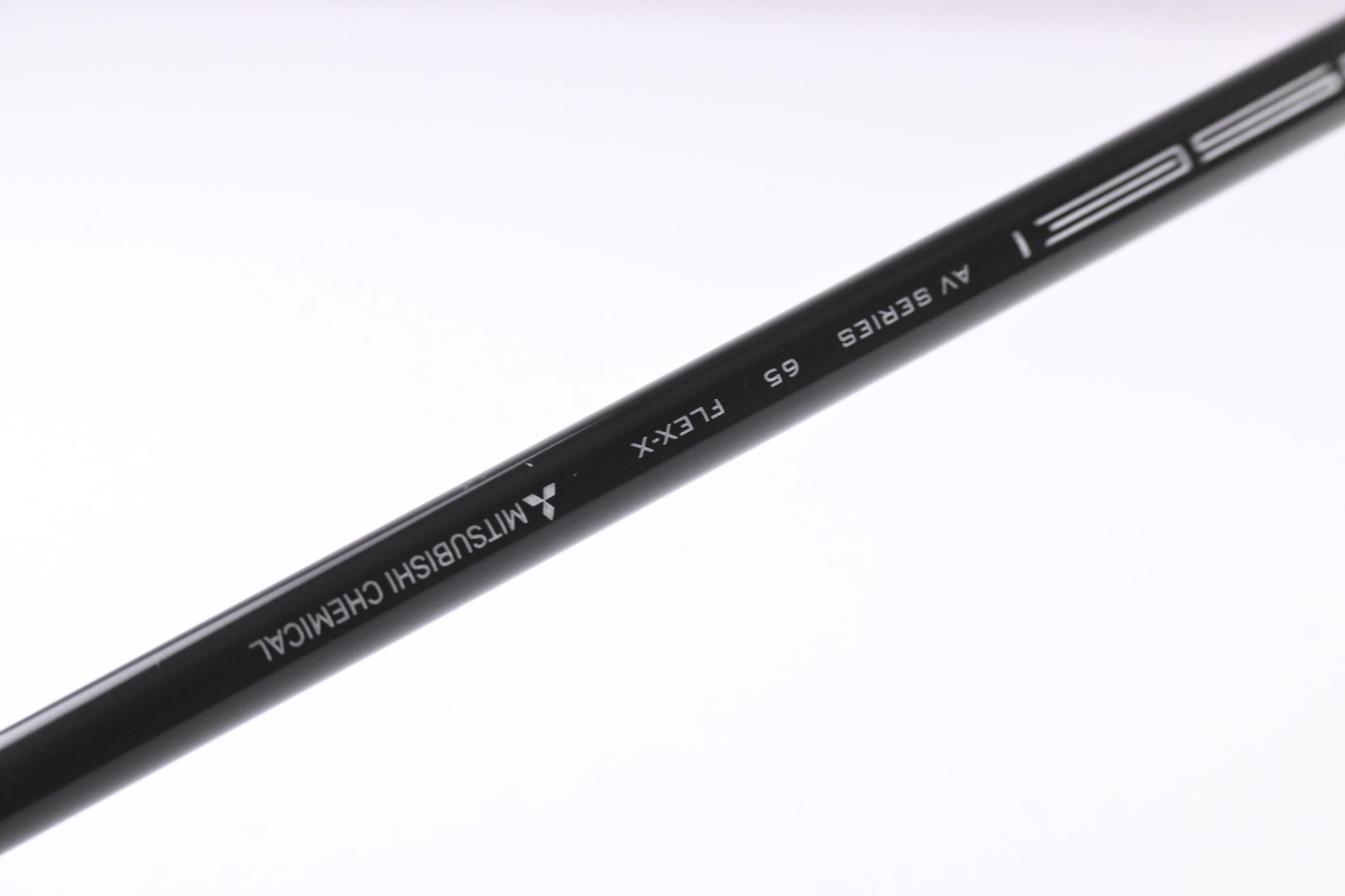 Left Hand Titleist TSR3 Driver / 9 Degree / X-Flex Tensei AV Raw White 65 Shaft