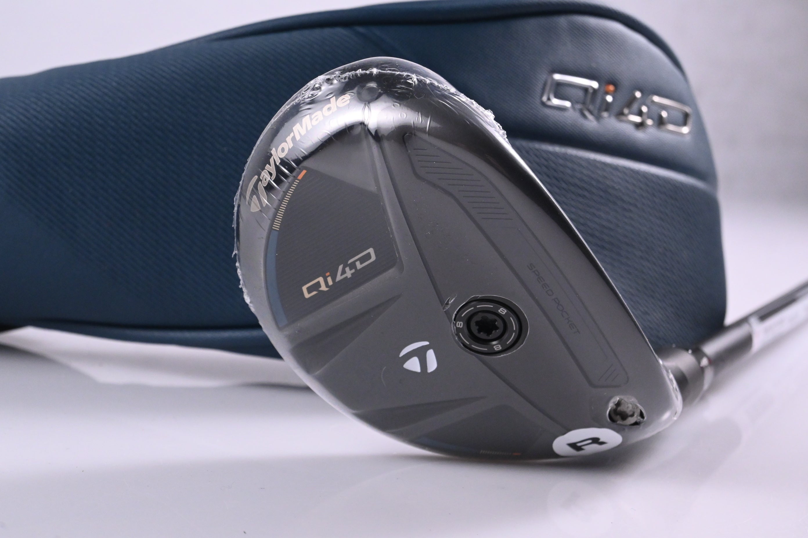 Taylormade Qi4D #4 Hybrid / 22 Degree / Regular Flex KBS Reax 65 Shaft