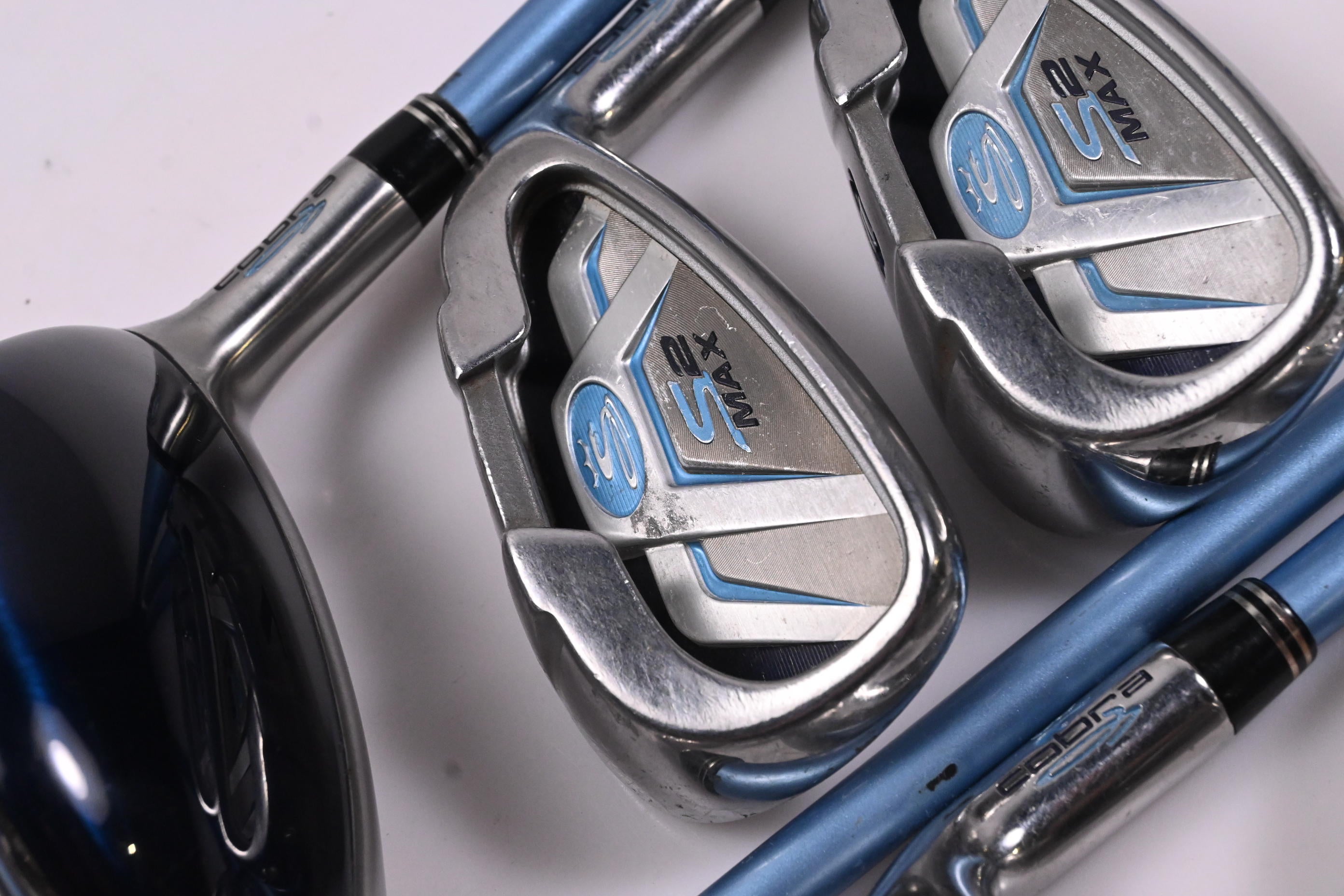 Ladies Cobra S2 Max Irons / 5H+7-PW+SW / Ladies Flex Aldila DVS 50 Shafts