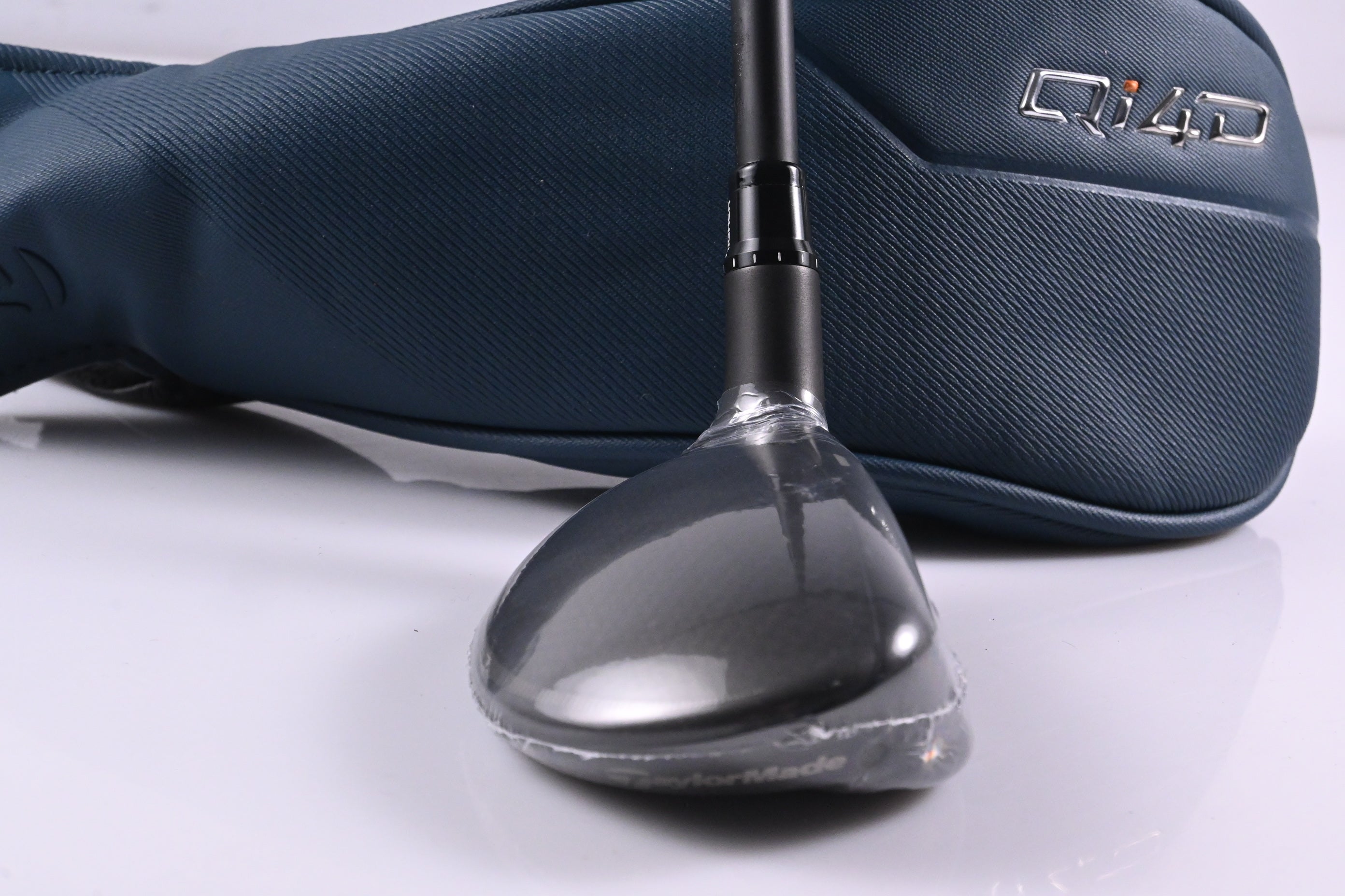 Taylormade Qi4D #4 Hybrid / 22 Degree / Regular Flex KBS Reax 65 Shaft