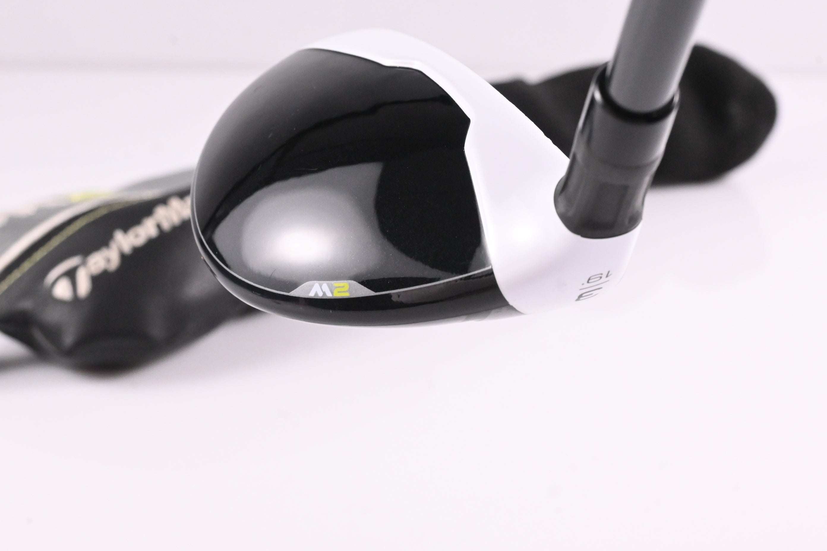 Left Hand Taylormade M2 2017 #3 Hybrid / 19 Degree / Regular Flex REAX 65 Shaft