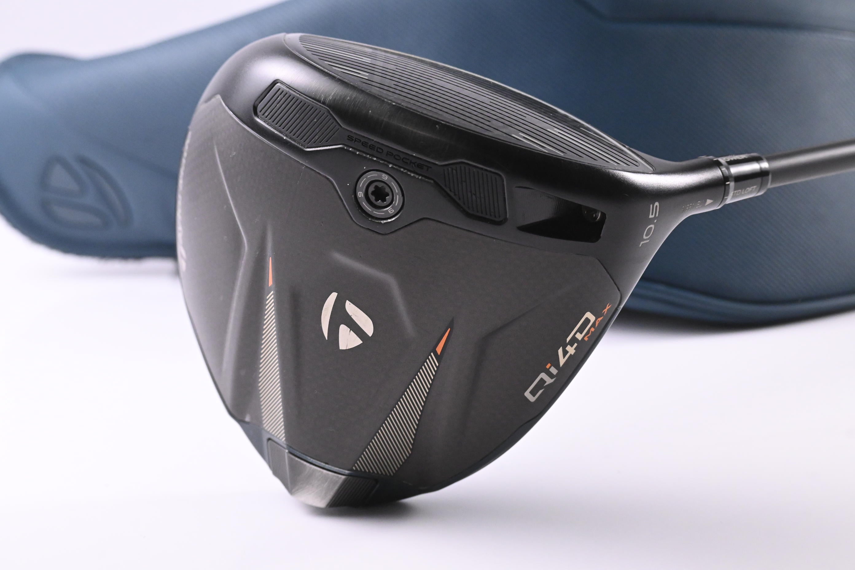 Taylormade Qi4D Max Driver / 10.5 Degree / Stiff Flex Mitsubishi Reax 50 Shaft