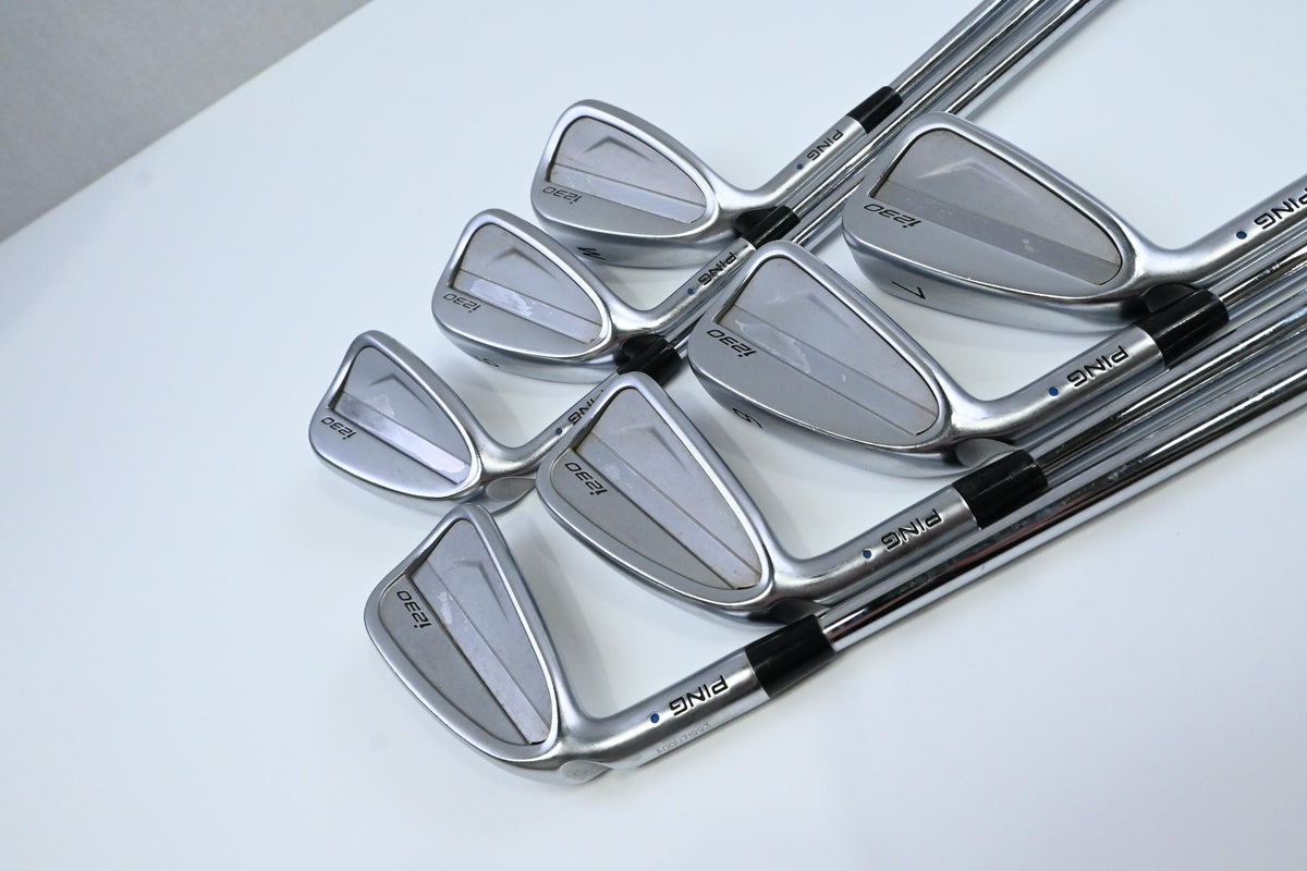 Left Hand Ping i230 Irons / 4-PW Blue Dot / Stiff Flex Ping AWT 2.0 Shafts