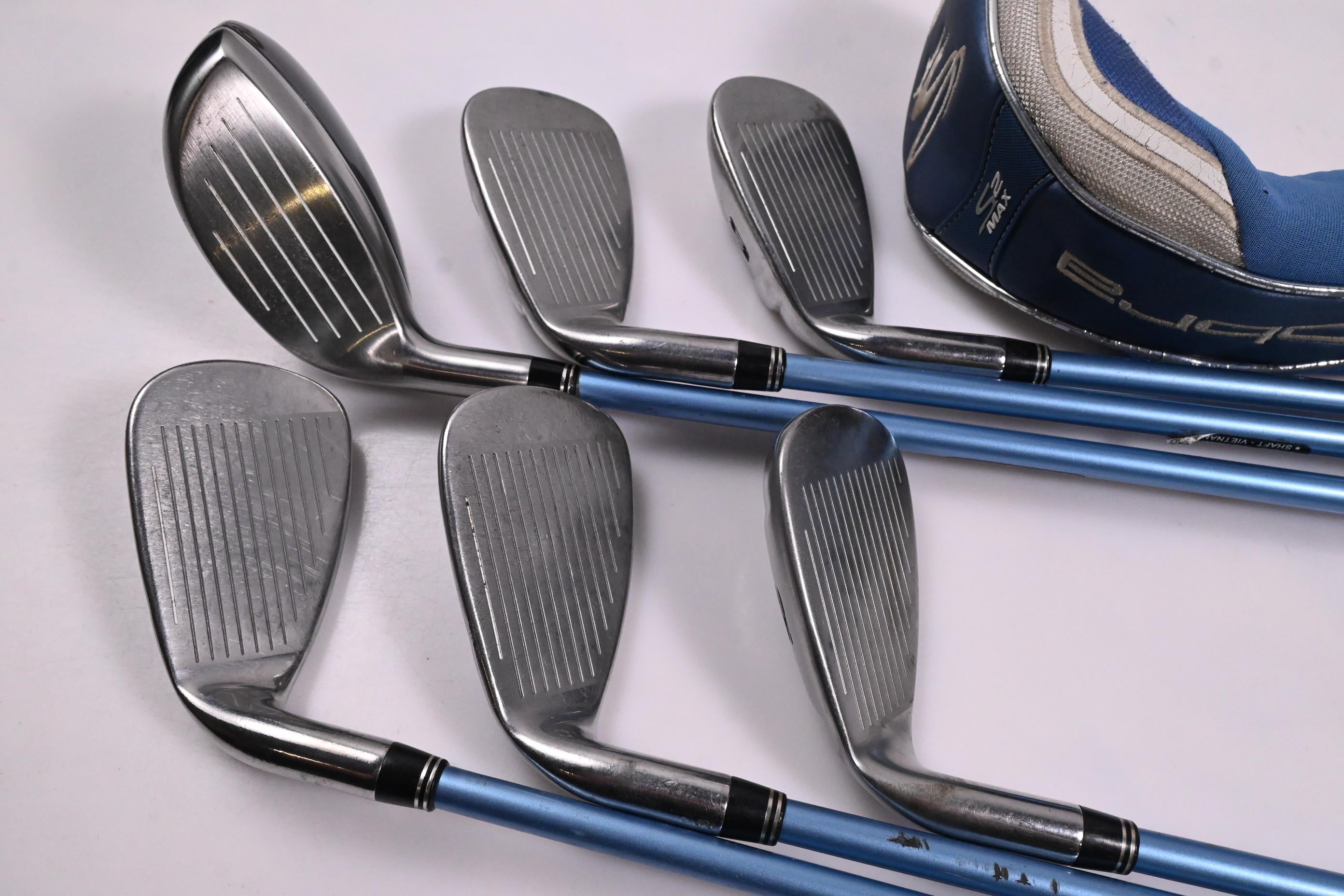 Ladies Cobra S2 Max Irons / 5H+7-PW+SW / Ladies Flex Aldila DVS 50 Shafts